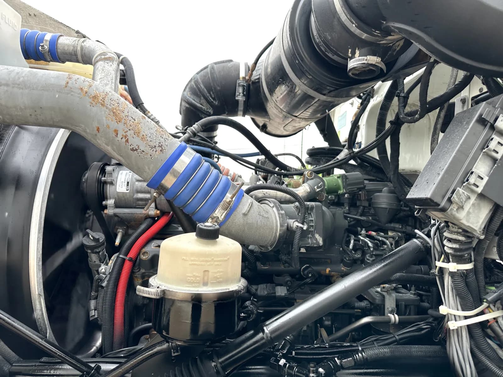 2015 Peterbilt 365 — photo 13