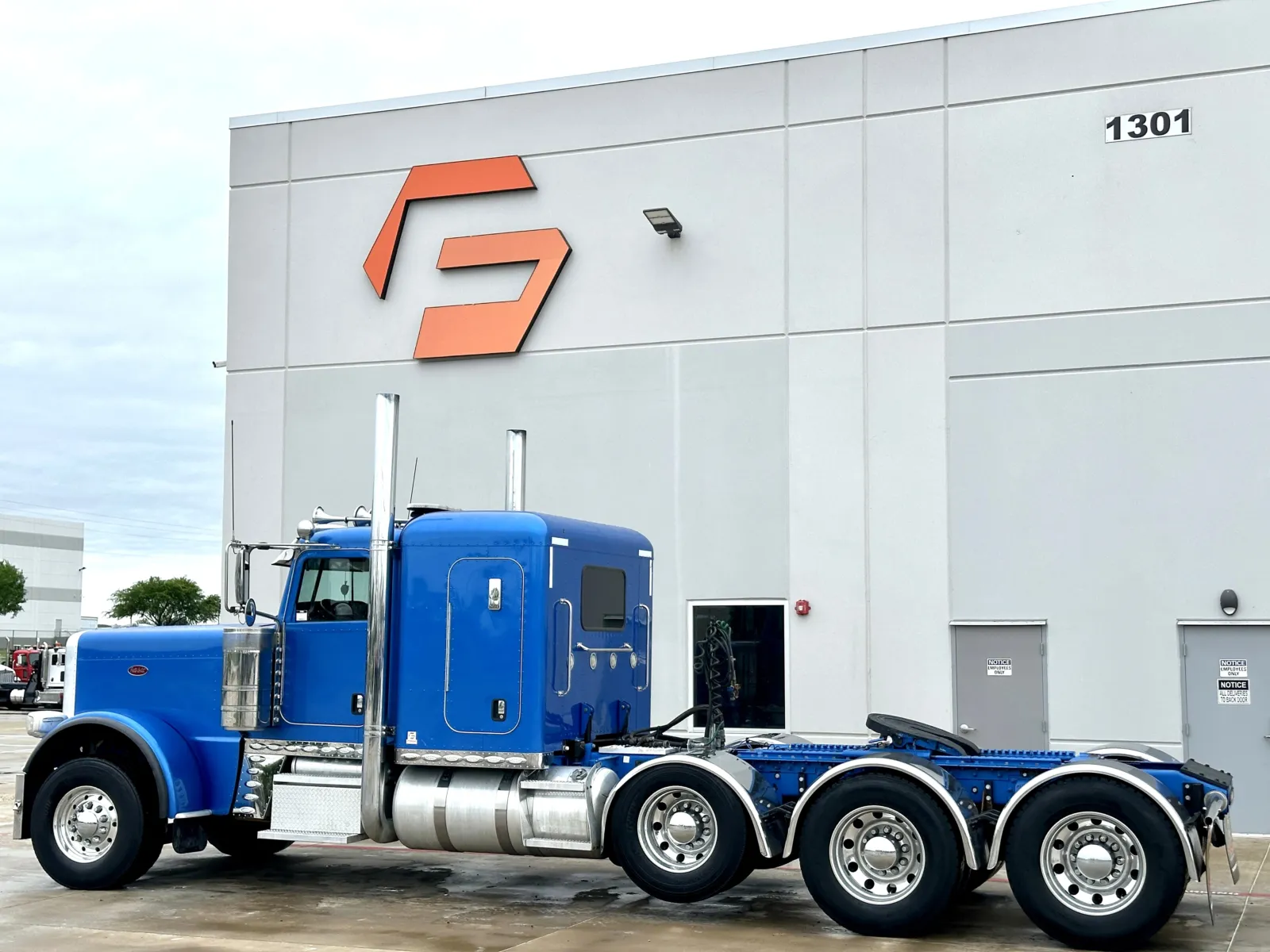 2018 Peterbilt 389 — photo 6