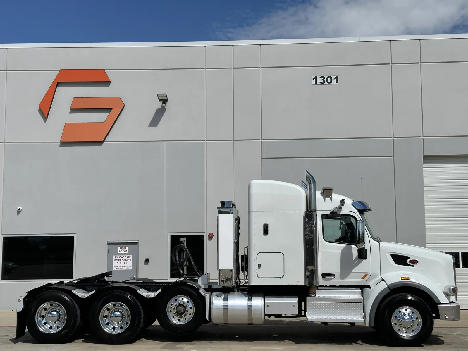 2022 Peterbilt 567 — photo 3