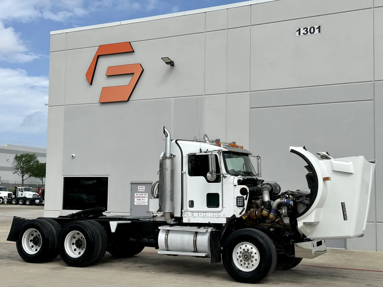 2007 Kenworth T800 — photo 9