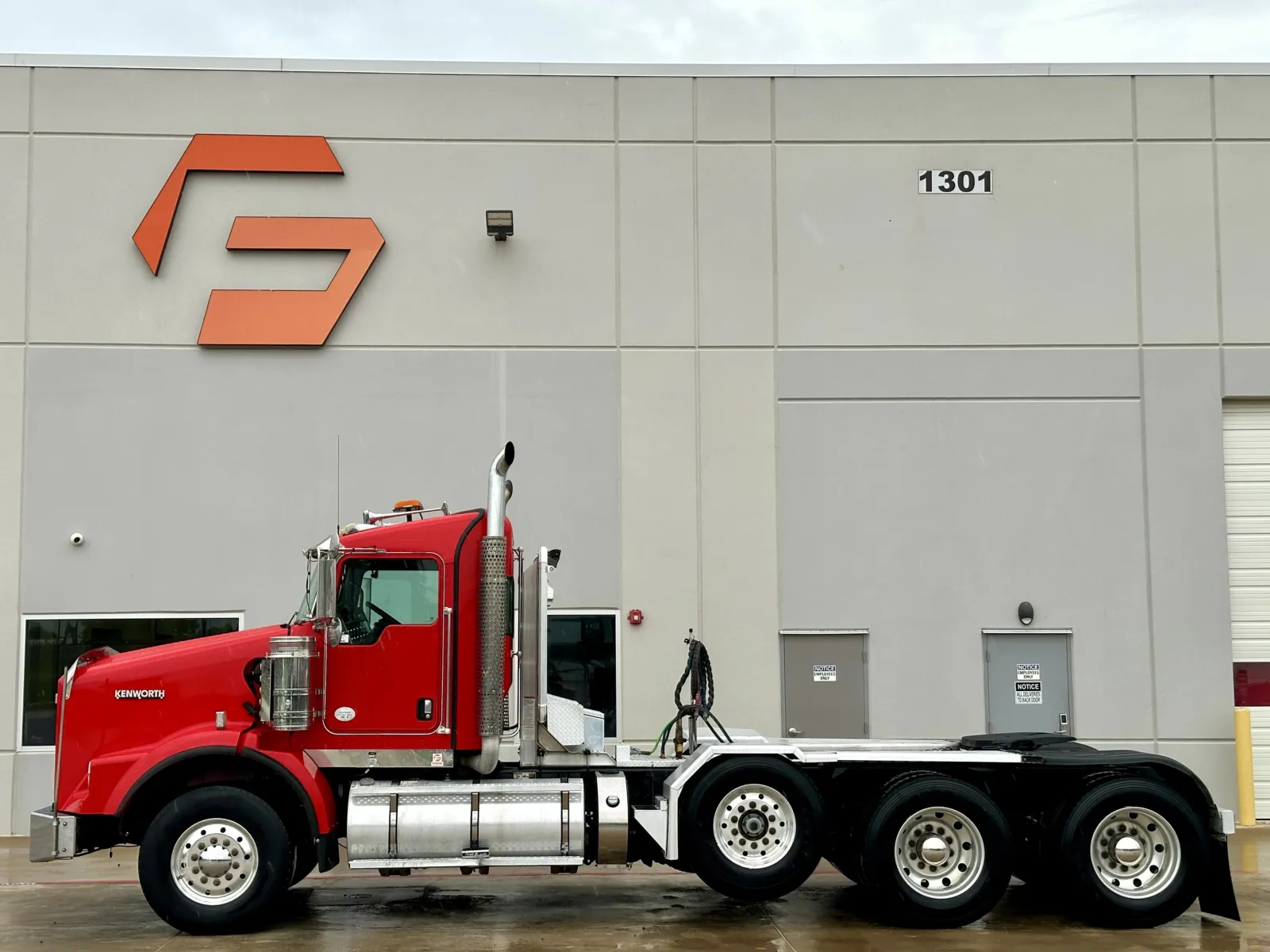 2011 Kenworth T800 — photo 4