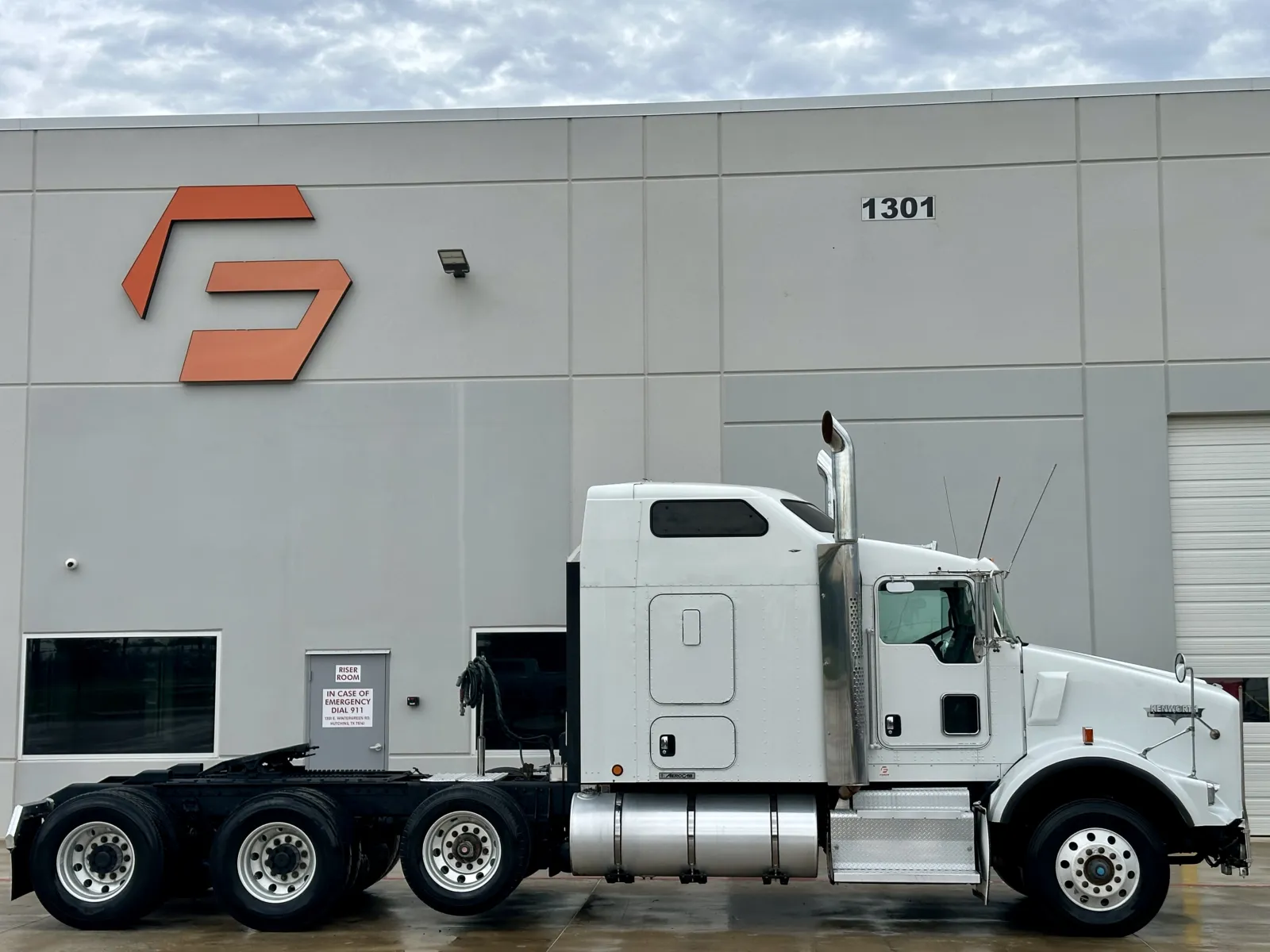 2012 Kenworth T800 — photo 3