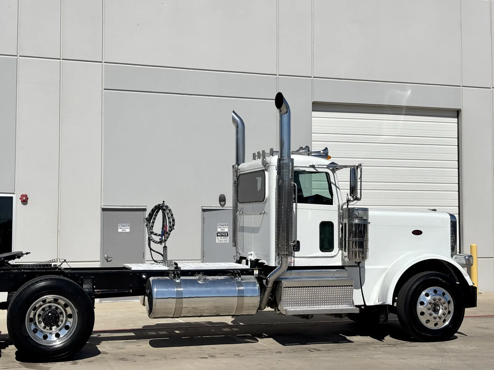 2020 Peterbilt 389 — photo 7