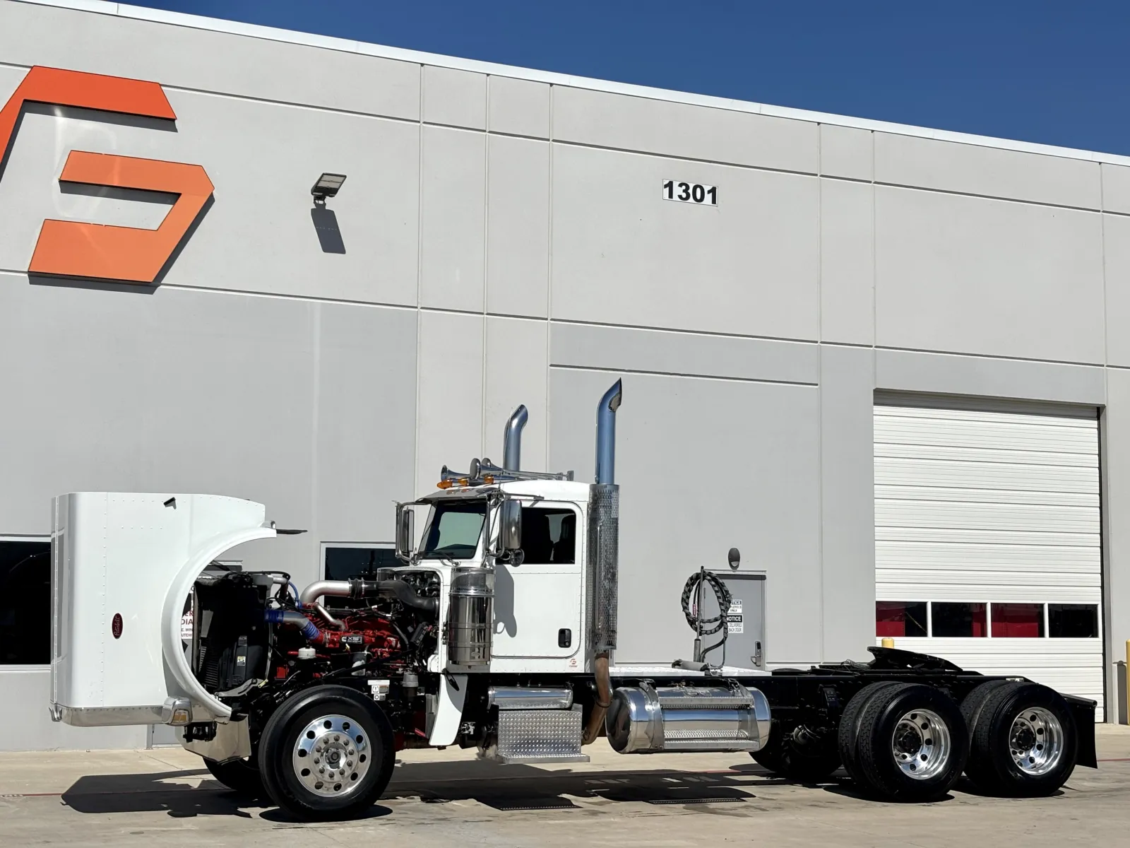 2020 Peterbilt 389 — photo 10