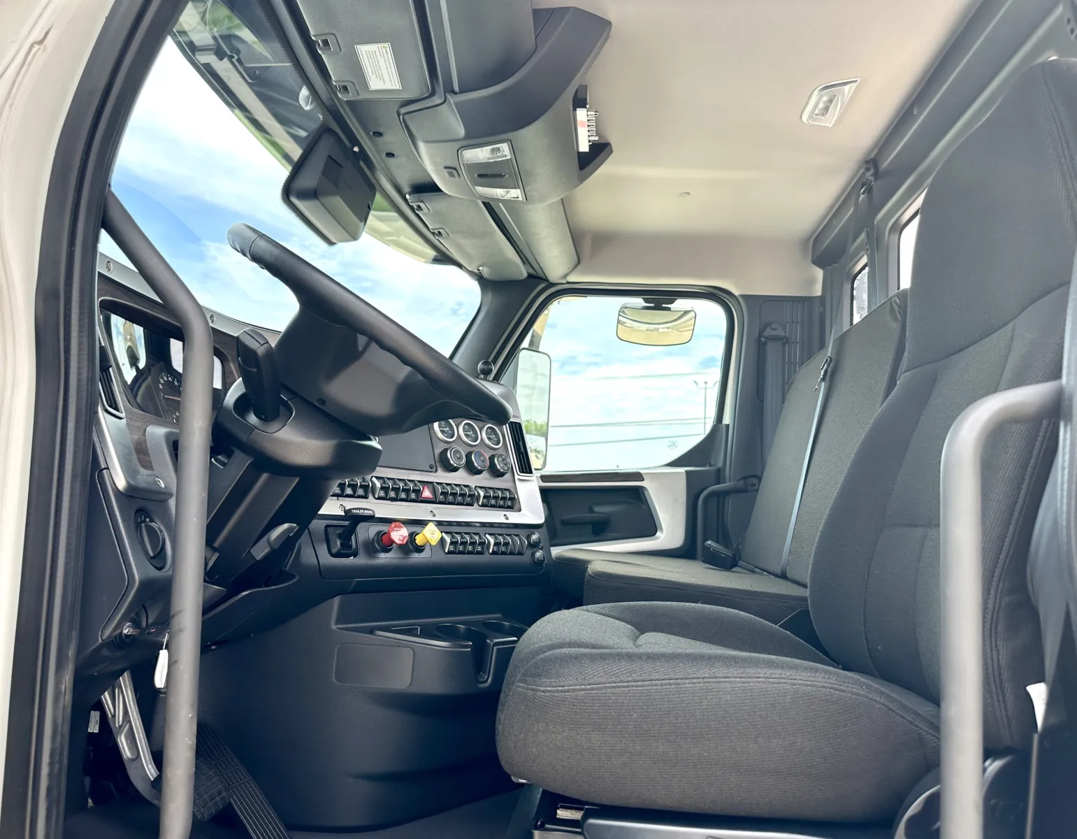 2022 Western Star 49X — photo 14