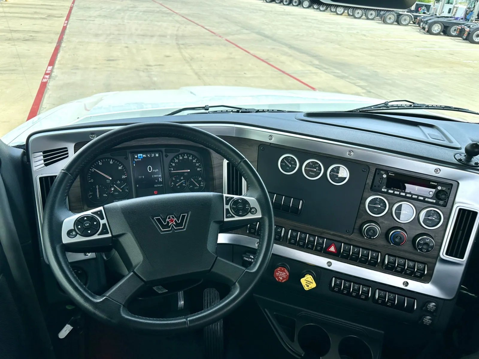 2022 Western Star 49X — photo 16