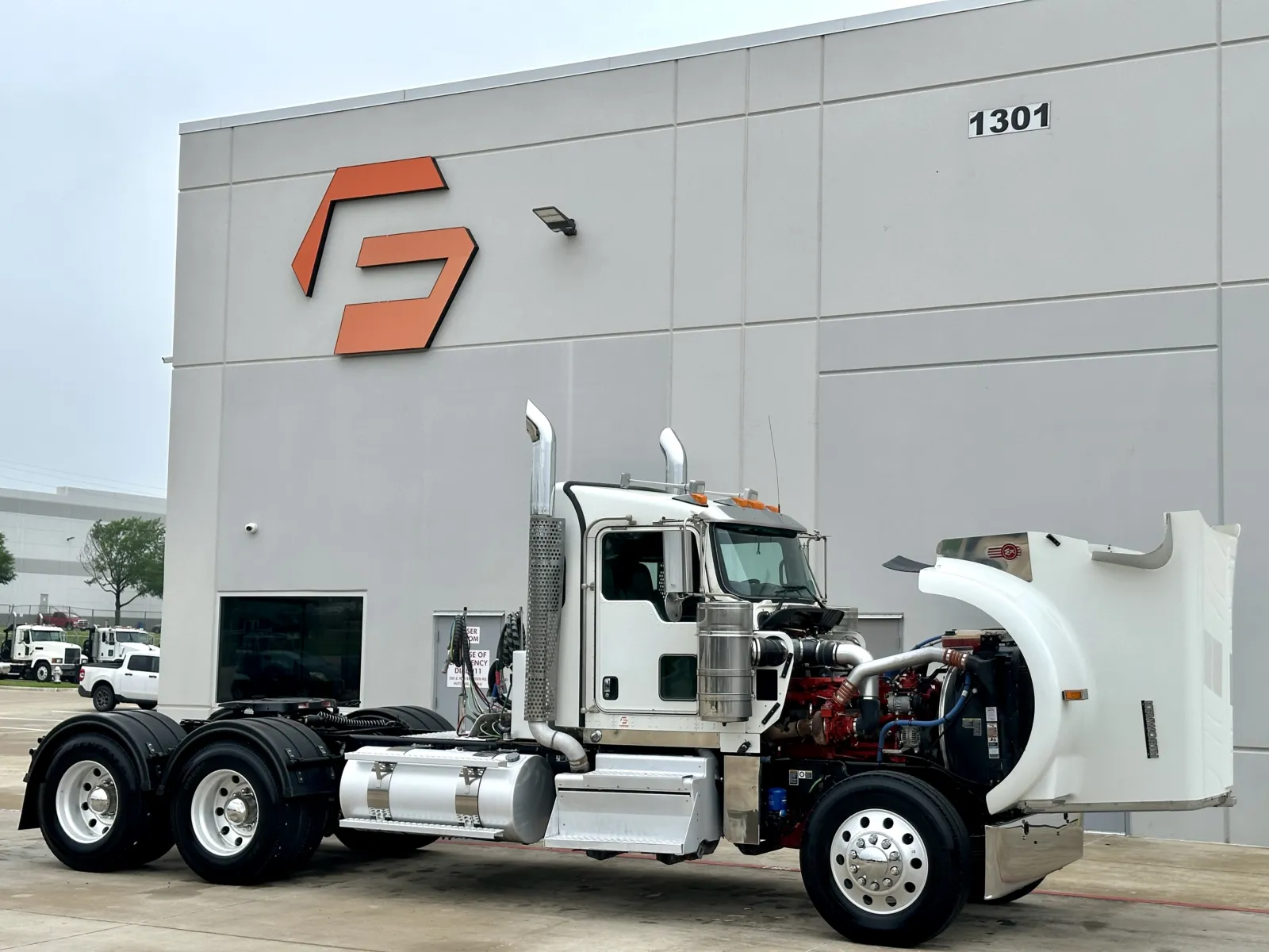 2023 Kenworth W900 — photo 9
