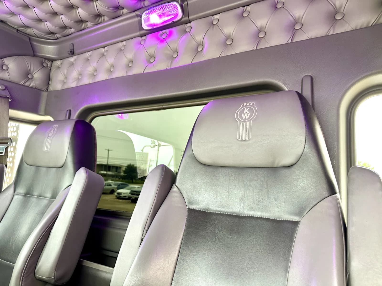 2023 Kenworth W900 — photo 20