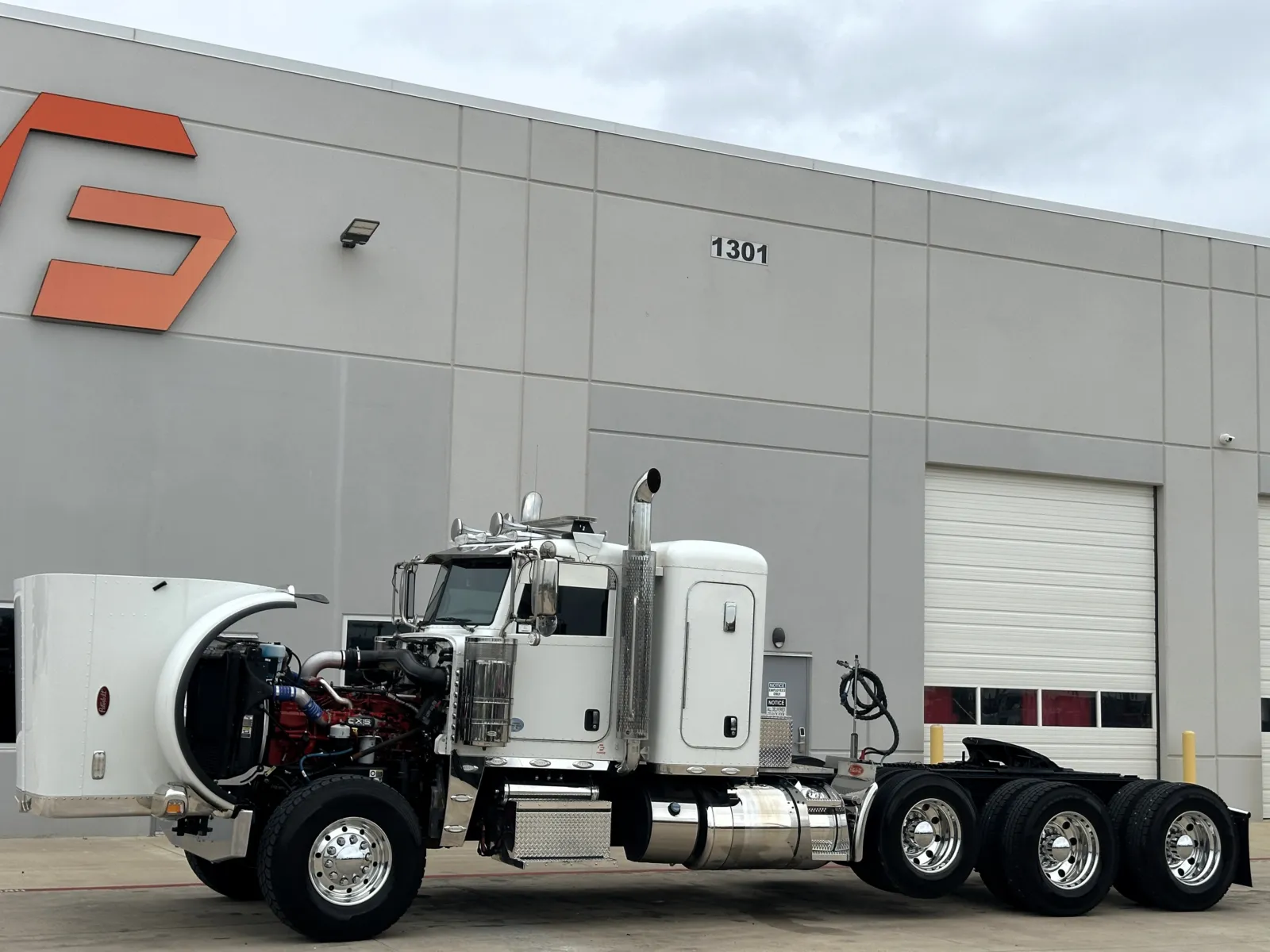 2019 Peterbilt 389 — photo 10