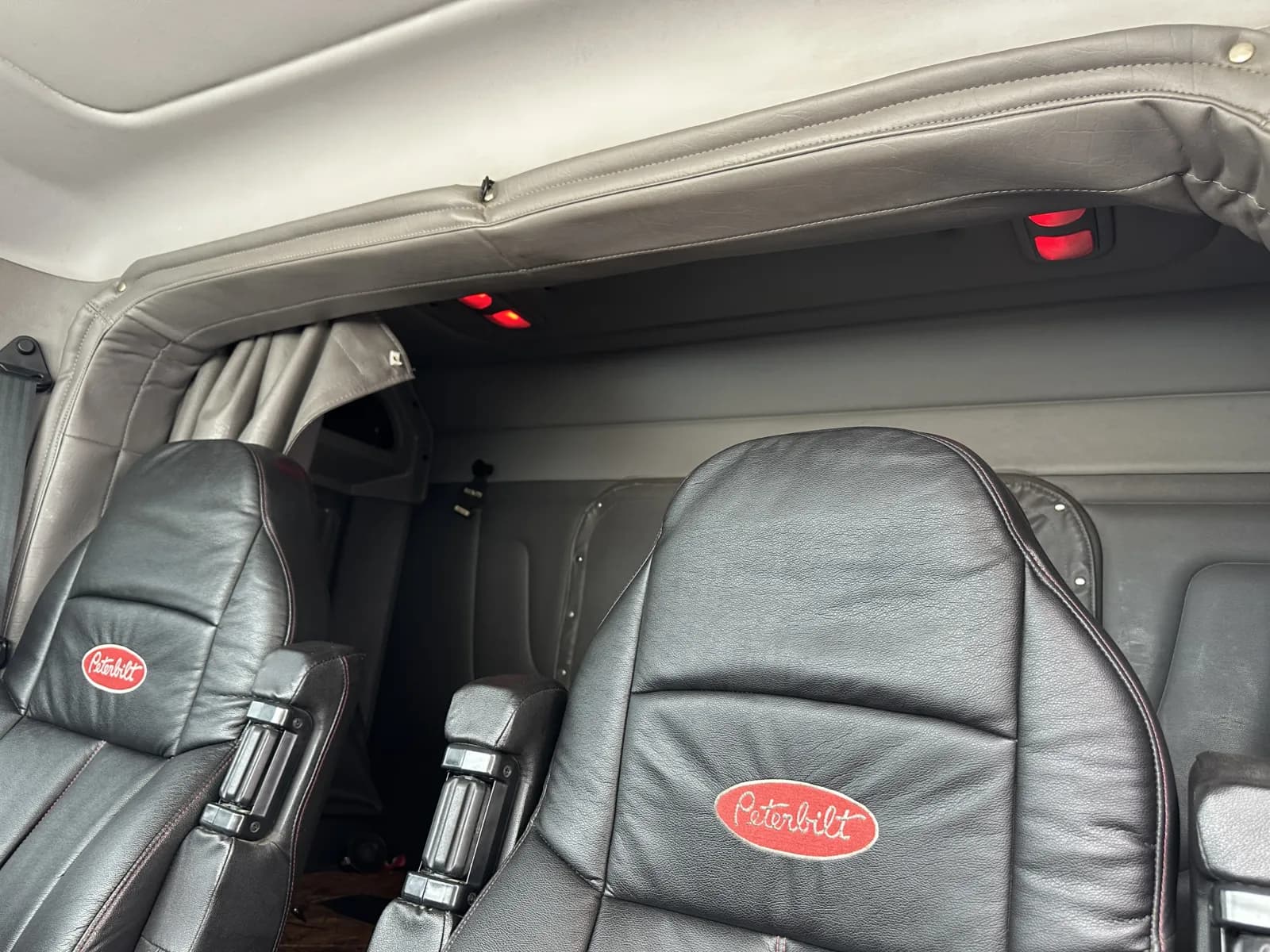 2019 Peterbilt 389 — photo 20