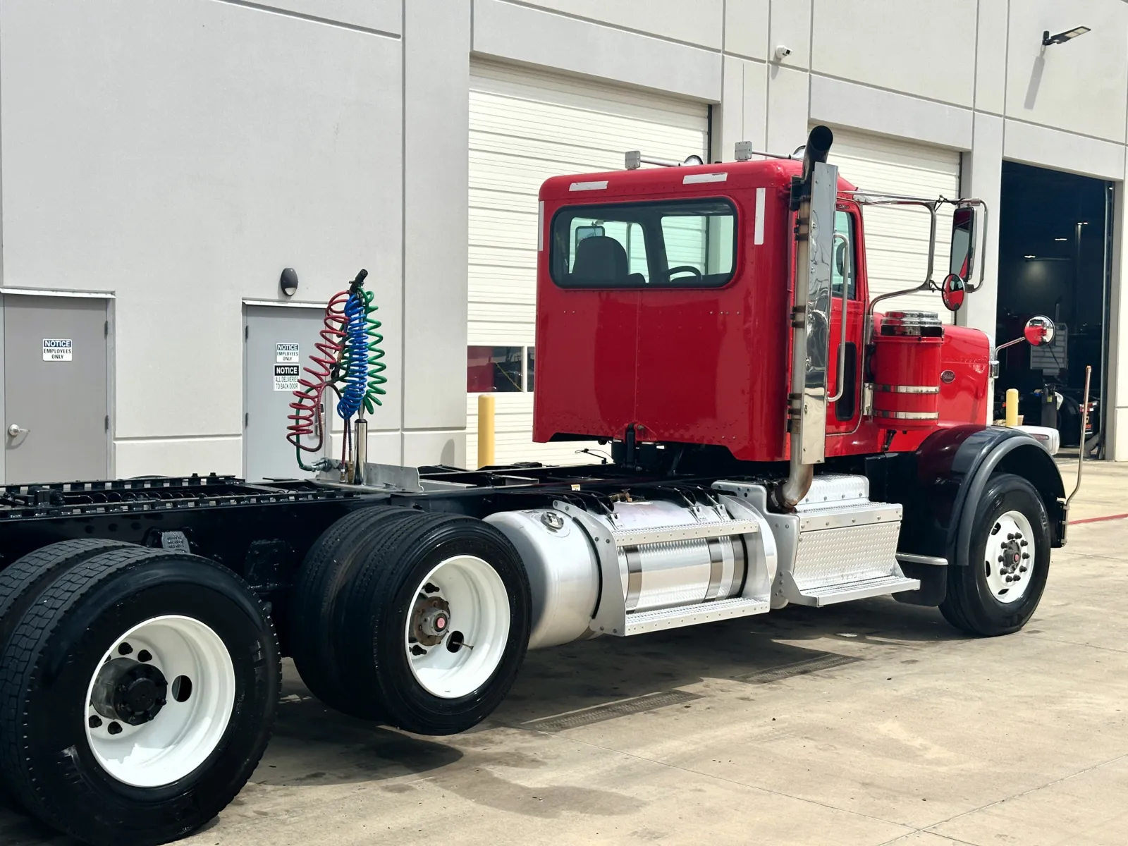 2017 Peterbilt 389 — photo 7
