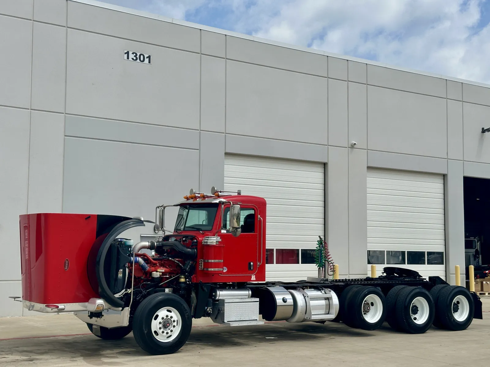 2017 Peterbilt 389 — photo 10