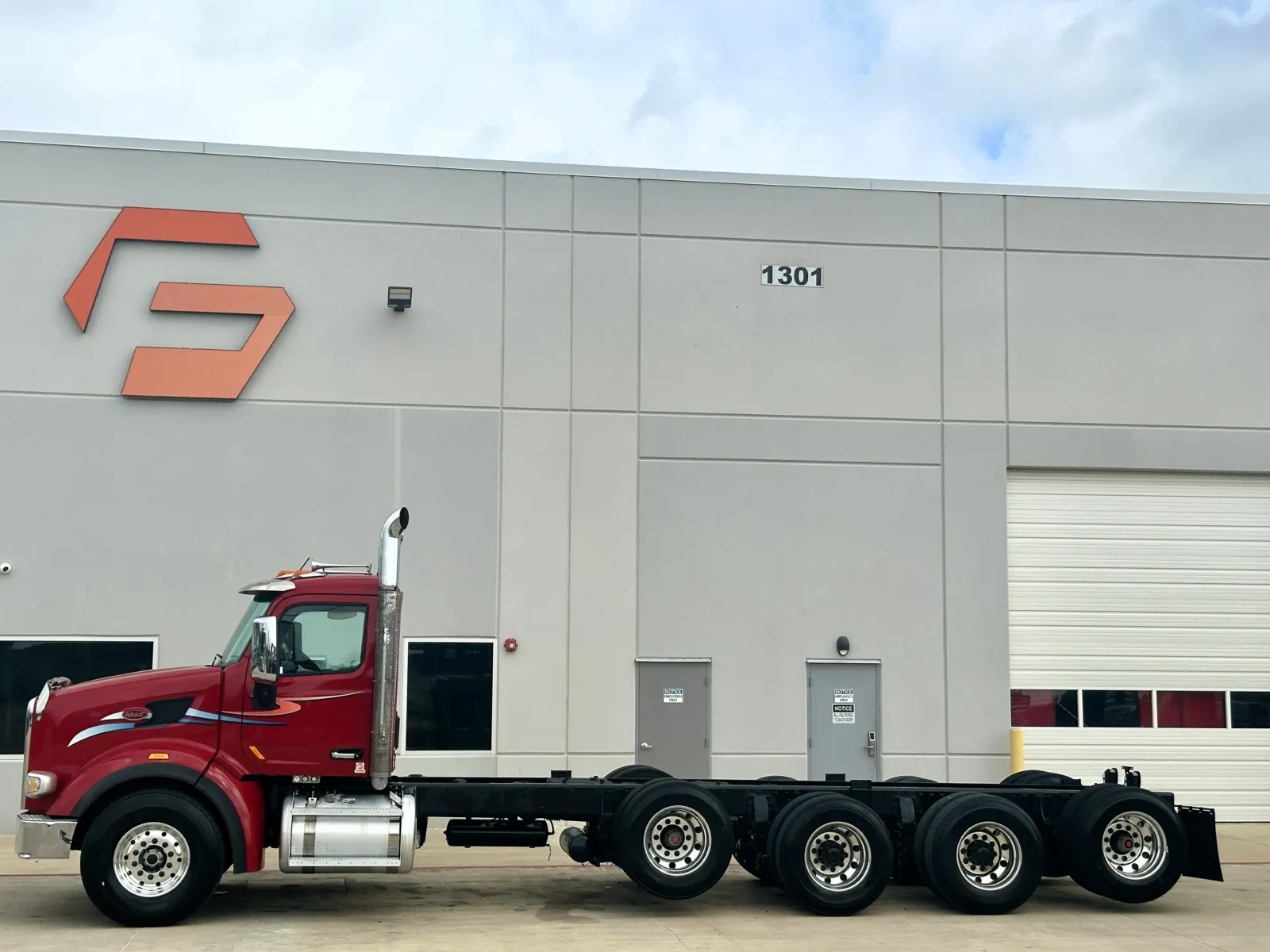 2017 Peterbilt 567 — photo 4