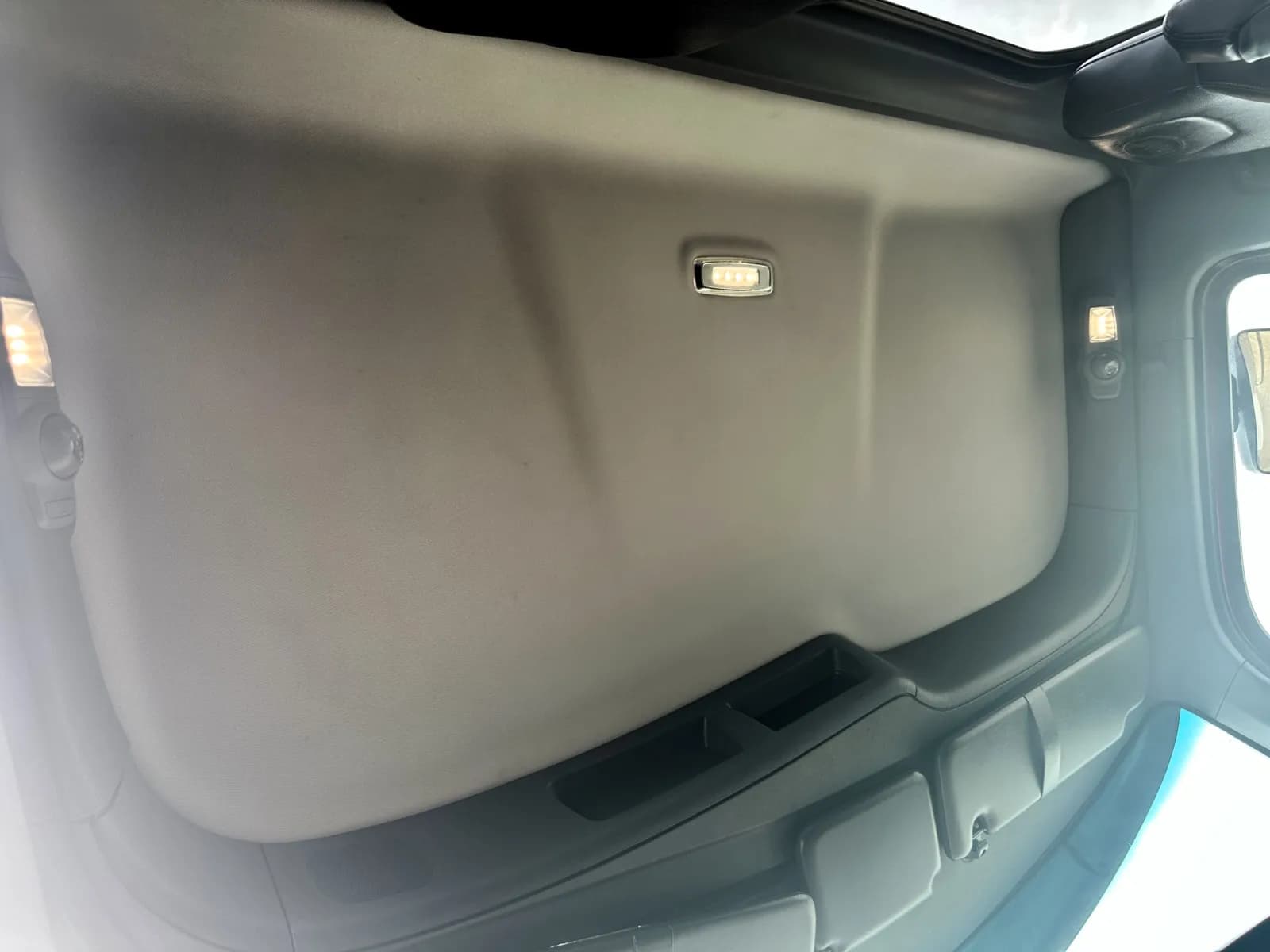 2017 Peterbilt 567 — photo 21