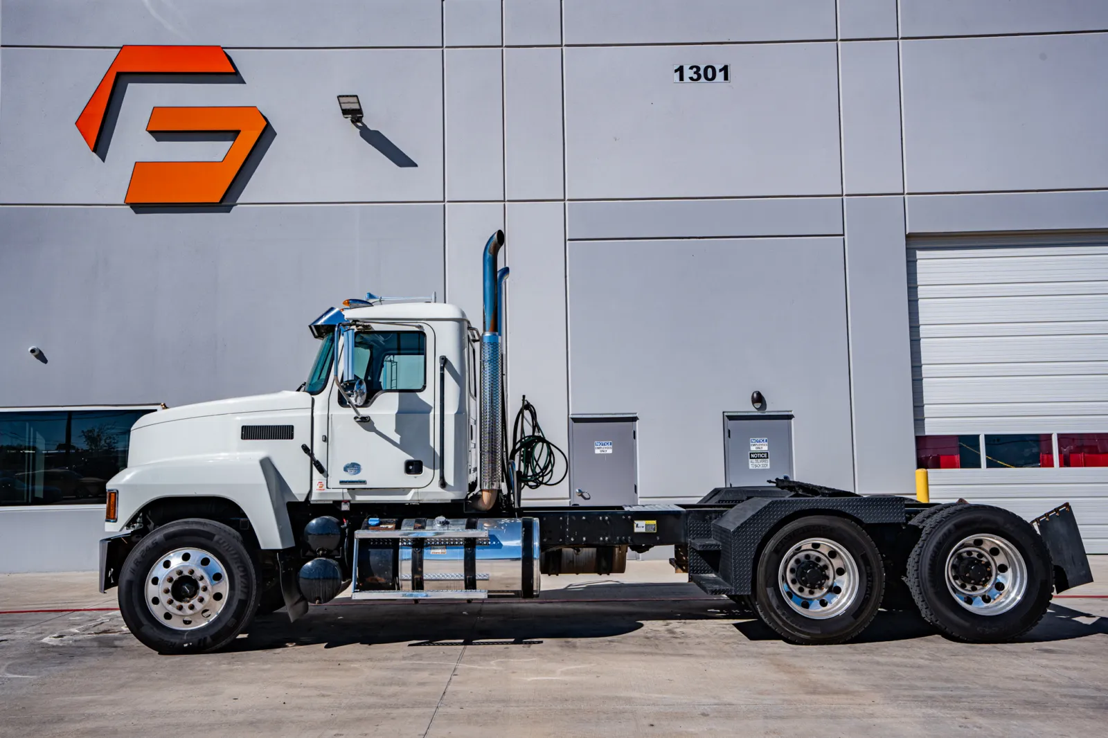 2019 Mack Pinnacle — photo 4