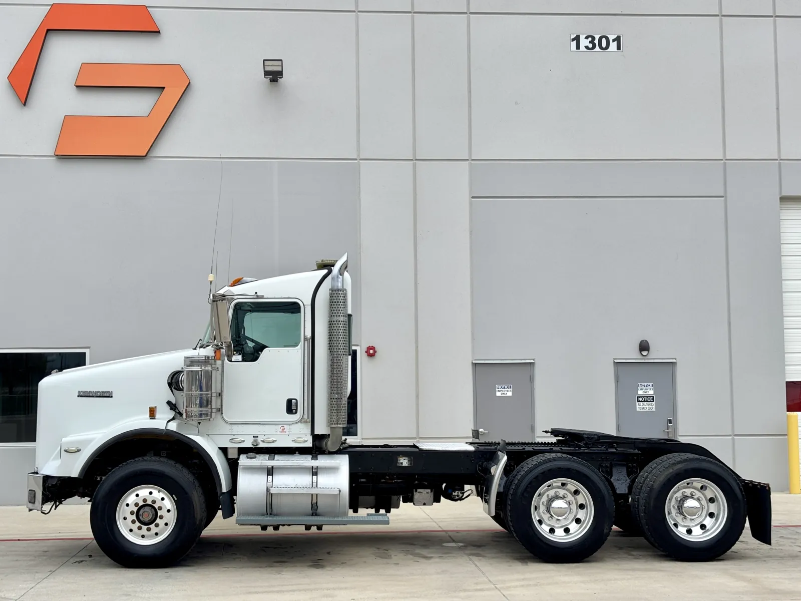 2013 Kenworth T800 — photo 4