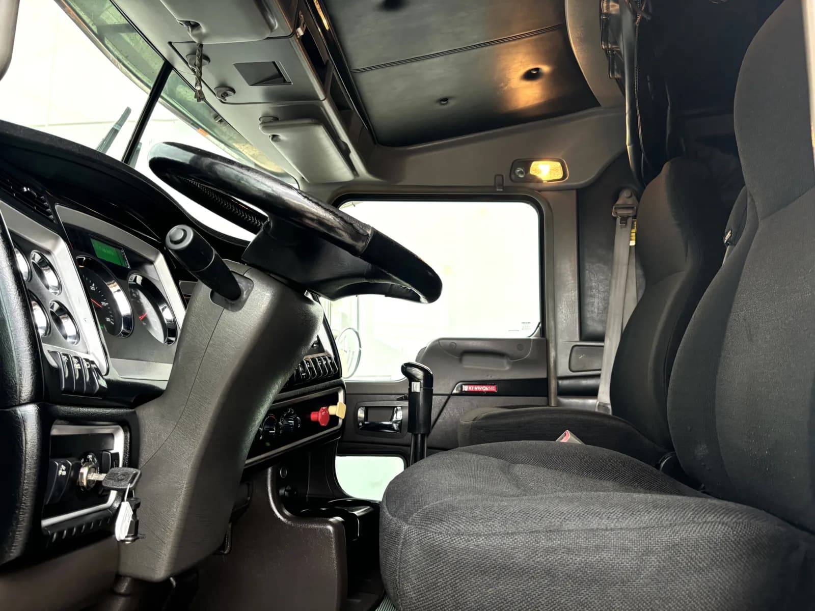 2014 Kenworth T800 — photo 14