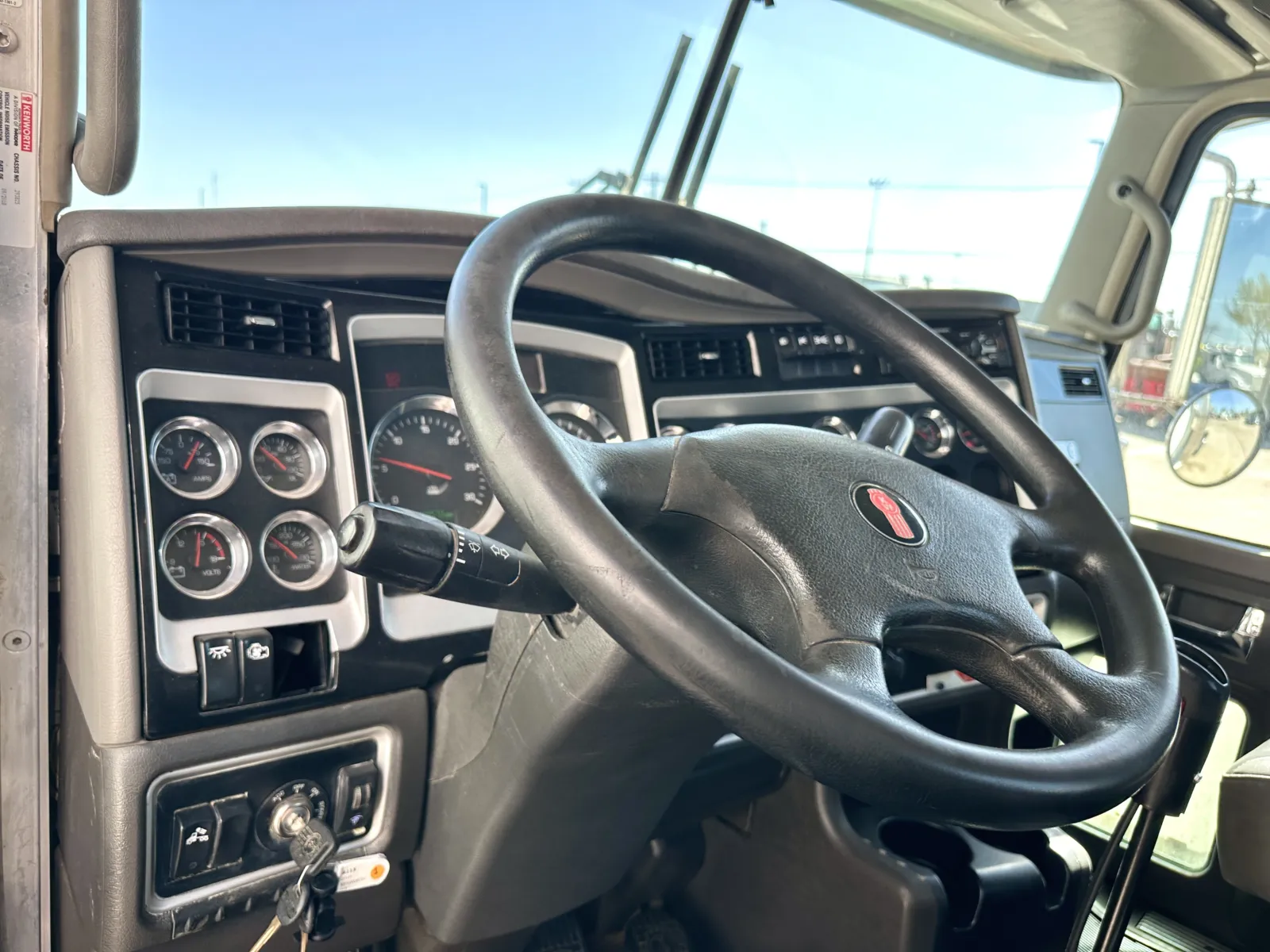2019 Kenworth W900 — photo 15