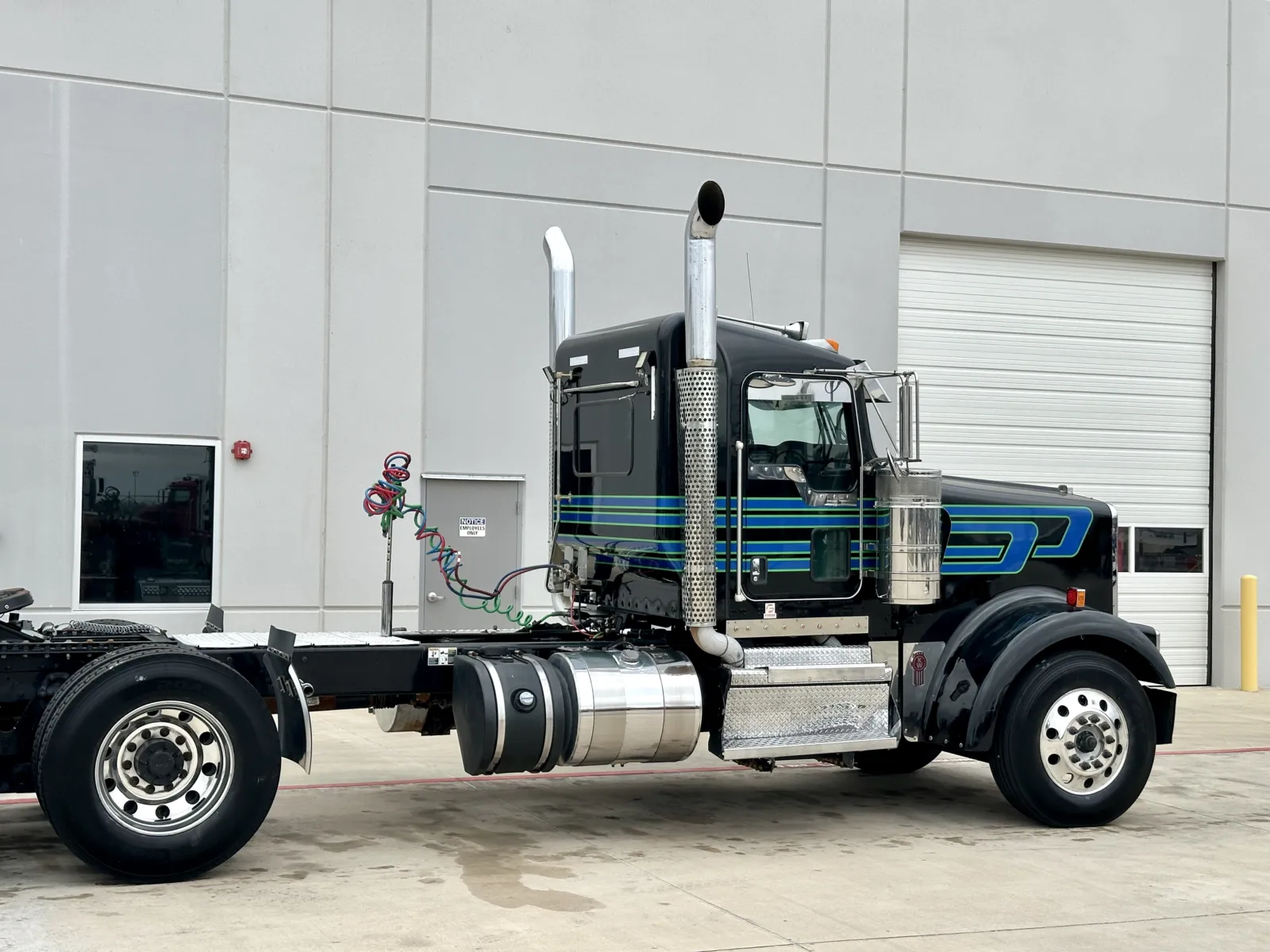 2020 Kenworth W900 — photo 7