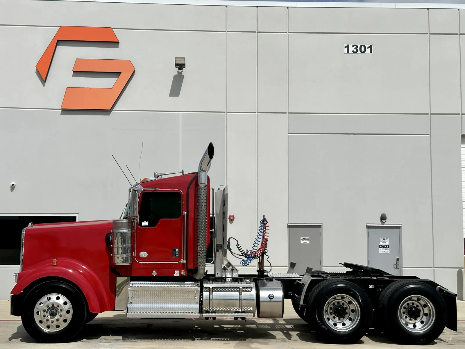 2014 Kenworth W900 — photo 4