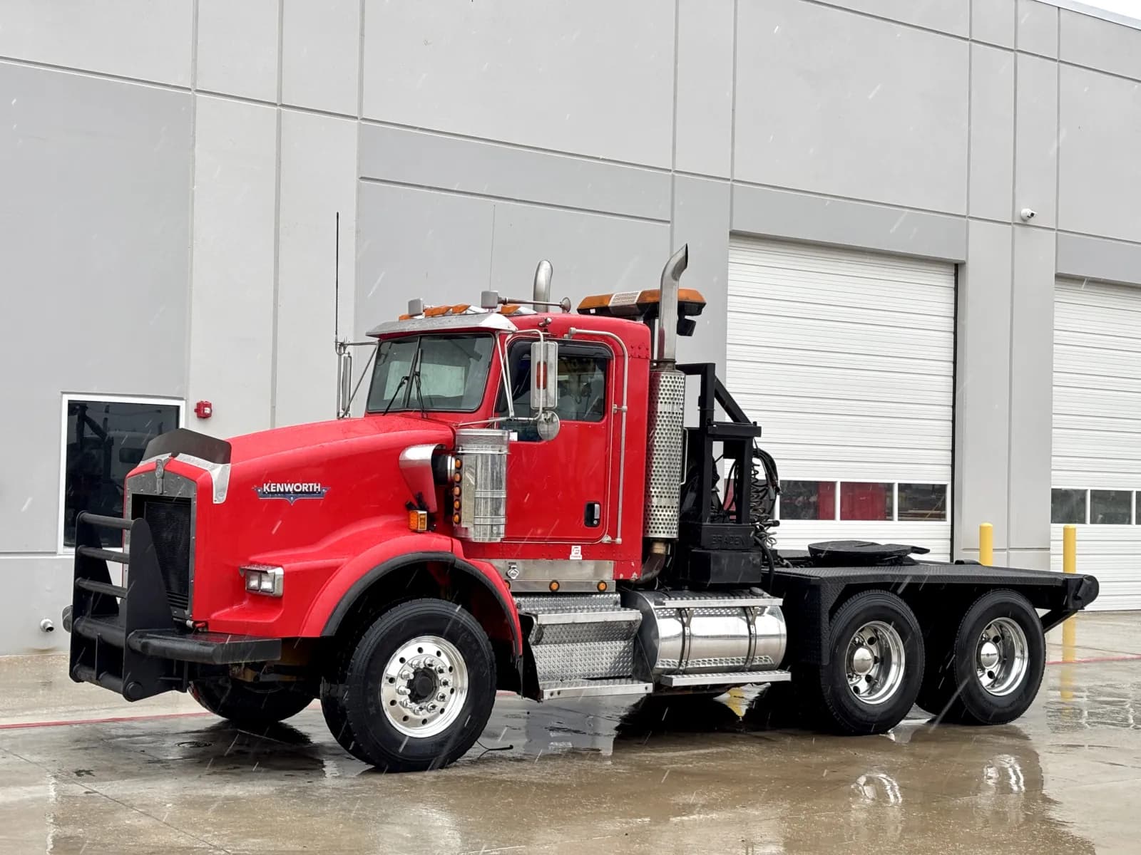 2004 Kenworth T800 — photo 2