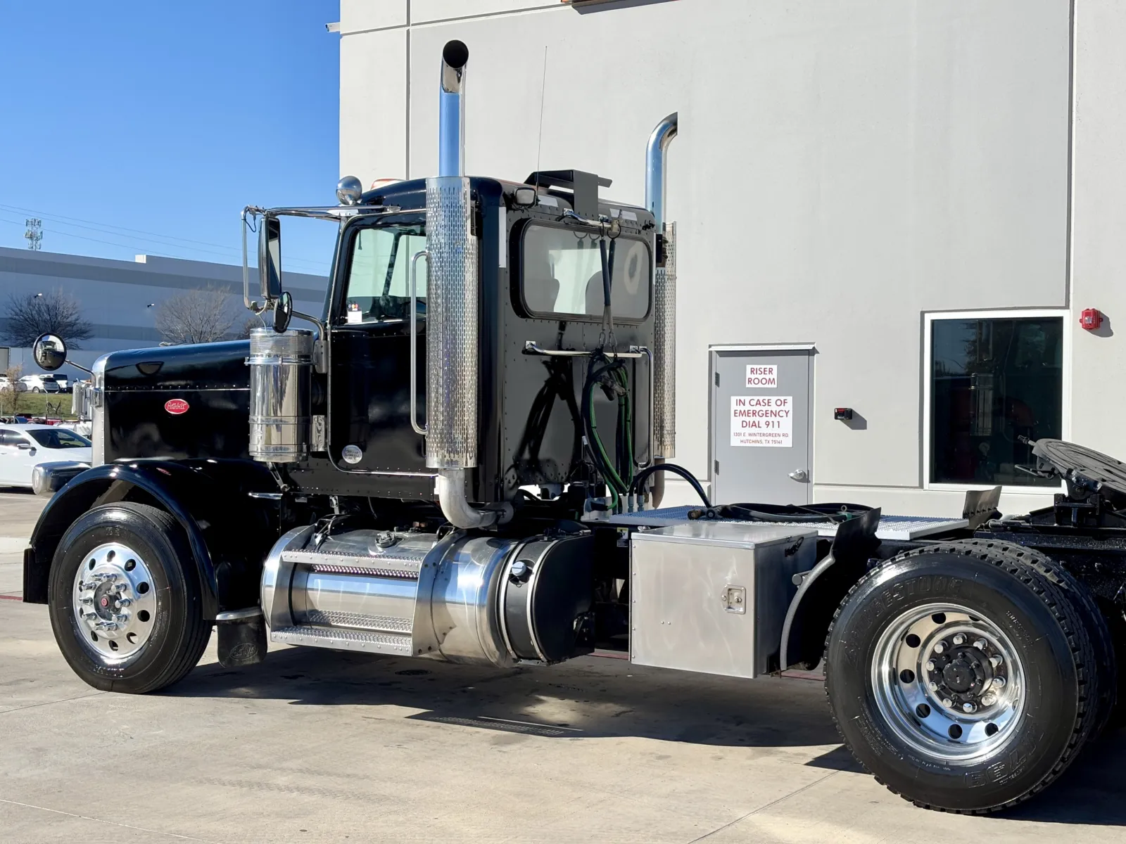 2018 Peterbilt 389 — photo 8