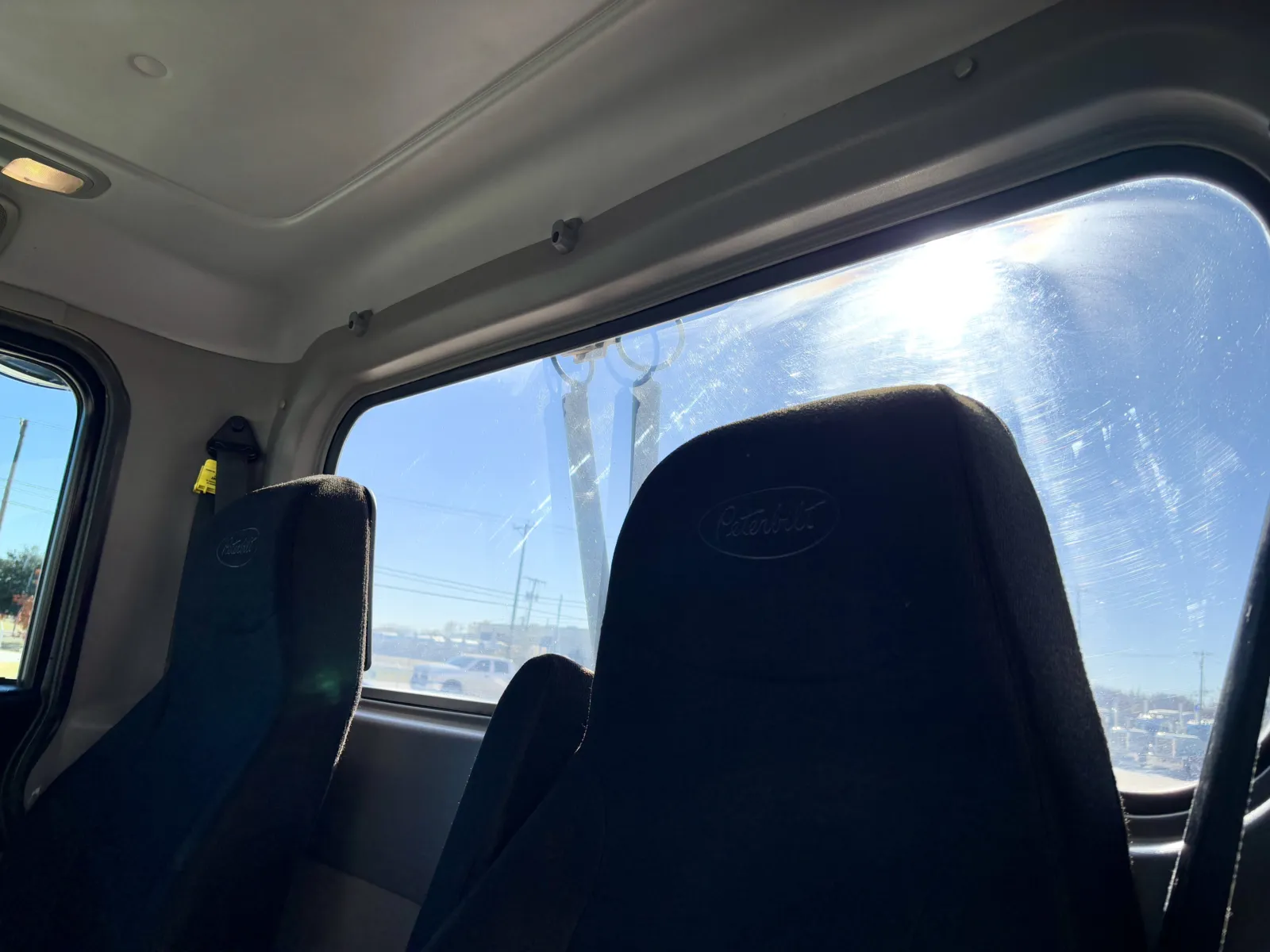 2018 Peterbilt 389 — photo 20