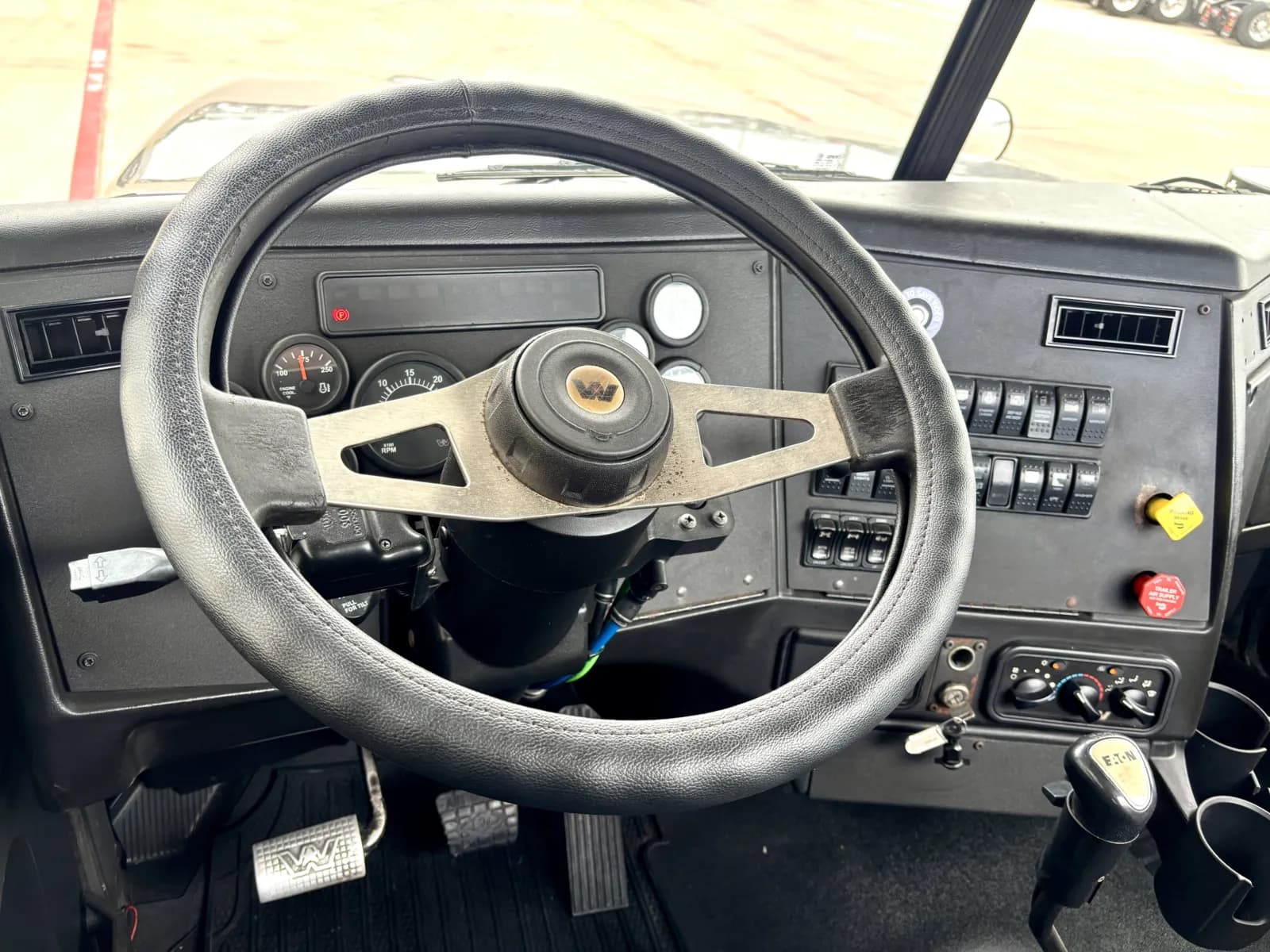 2019 Western Star 4900 — photo 16