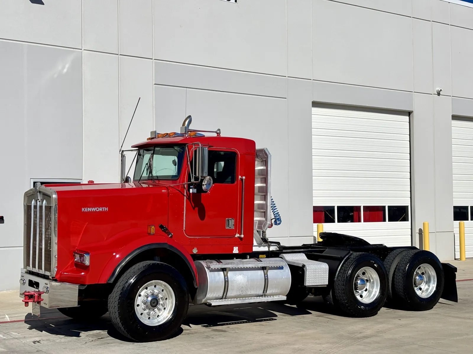 1999 Kenworth T800 — photo 2