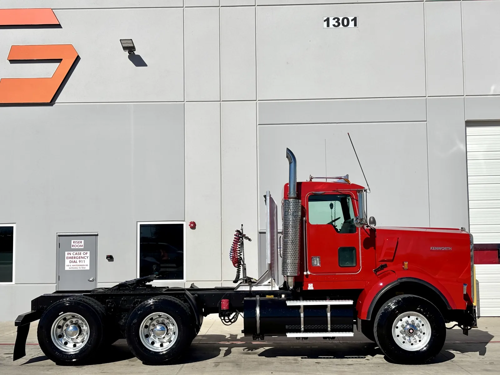 1999 Kenworth T800 — photo 3