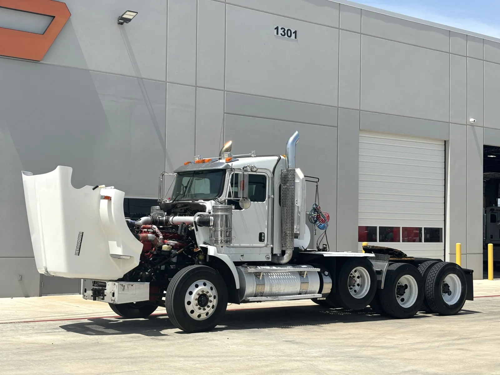 2011 Kenworth T800 — photo 10