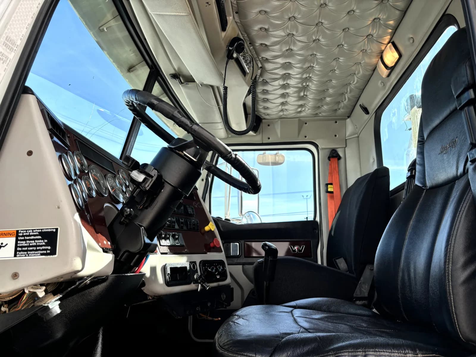 2015 Western Star 4900 — photo 14