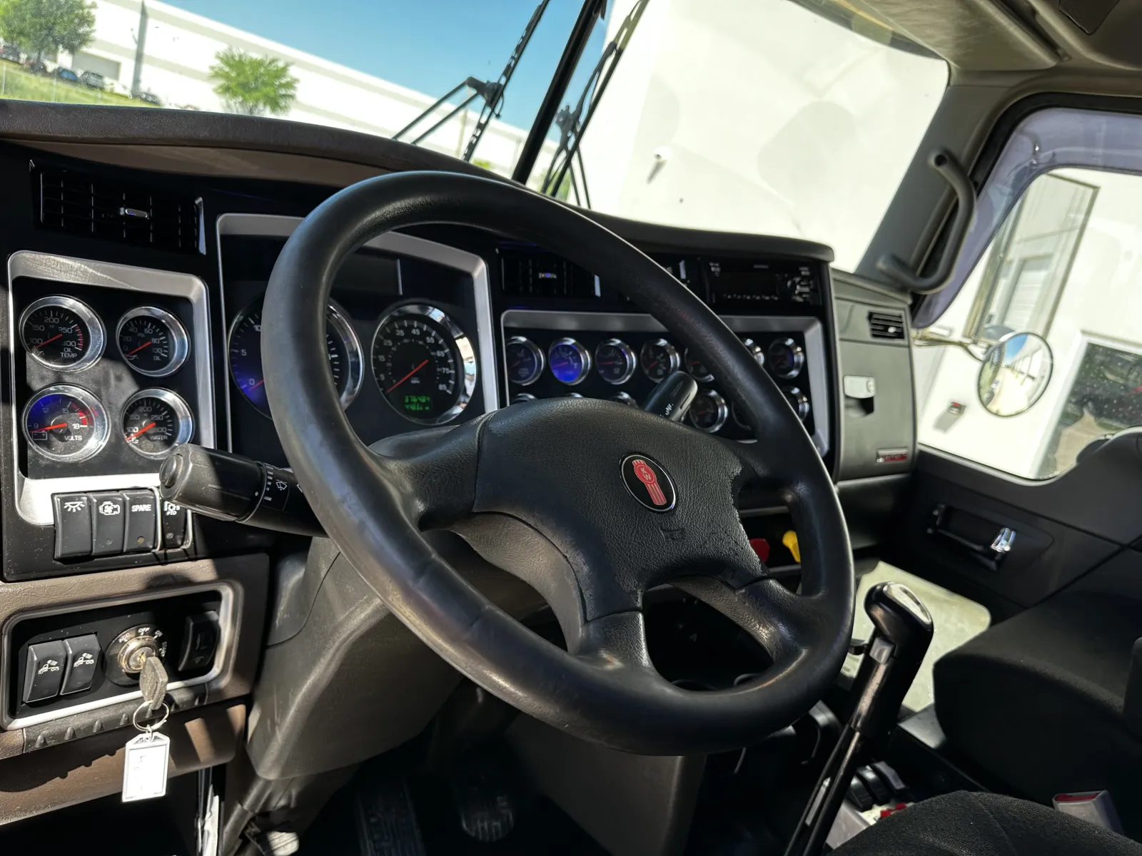 2015 Kenworth T800 — photo 15