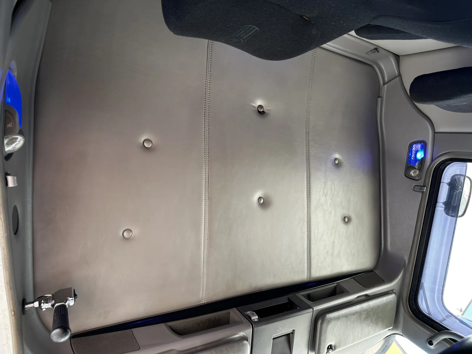 2015 Kenworth T800 — photo 21