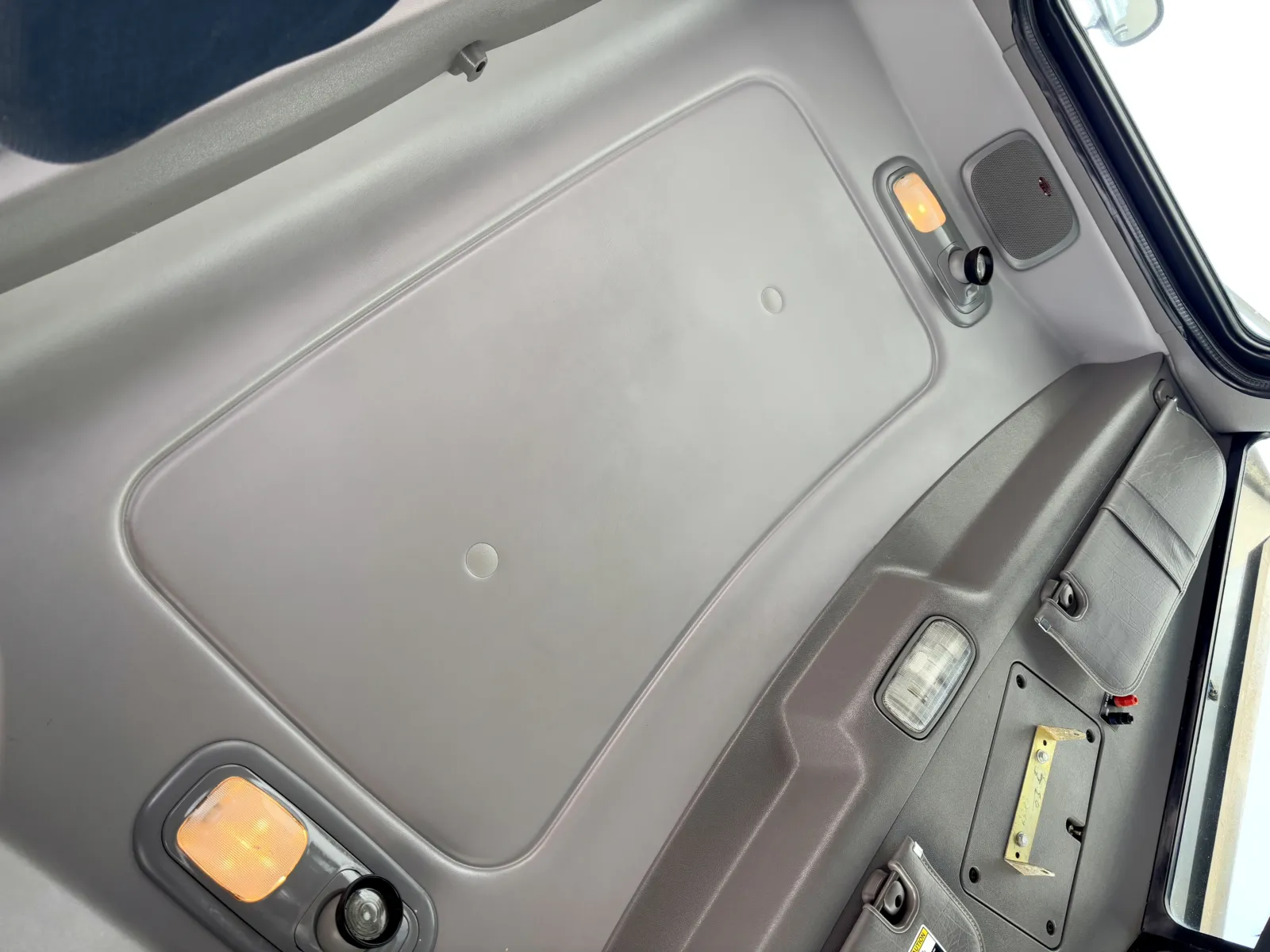 2018 Peterbilt 389 — photo 21