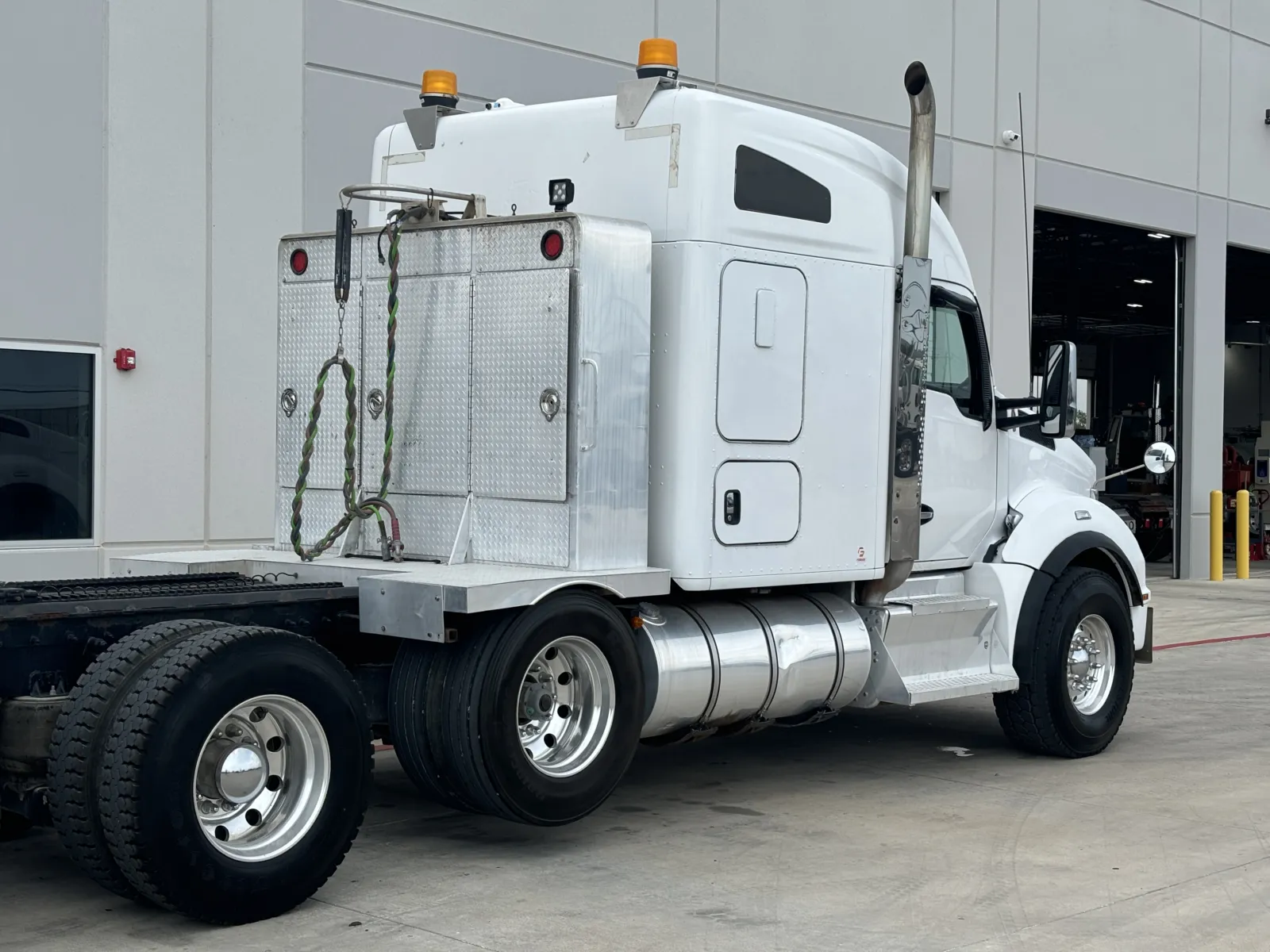 2017 Kenworth T880 — photo 7