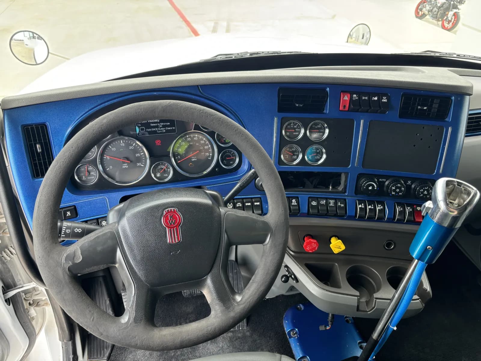 2017 Kenworth T880 — photo 15