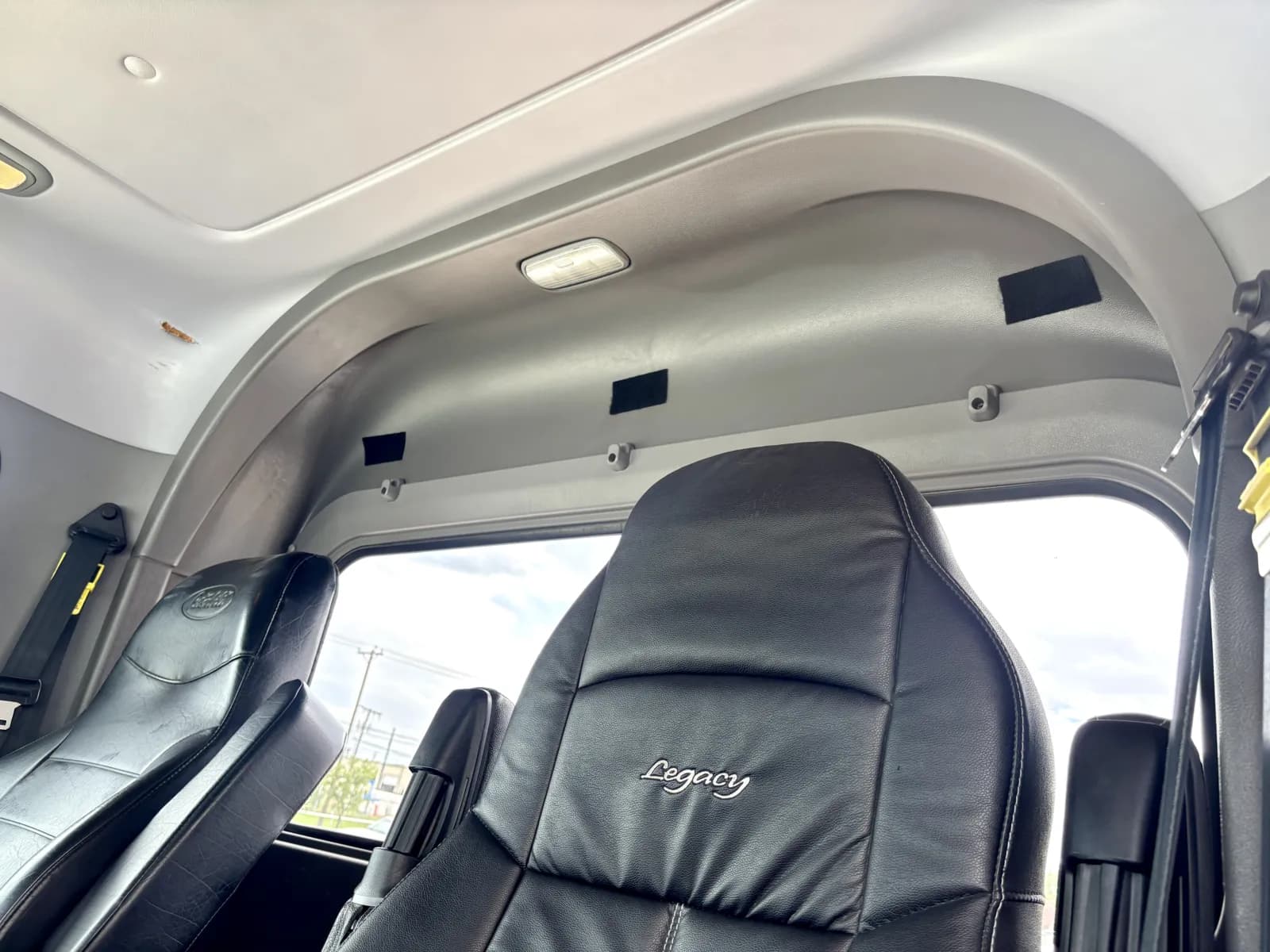 2019 Peterbilt 389 — photo 20