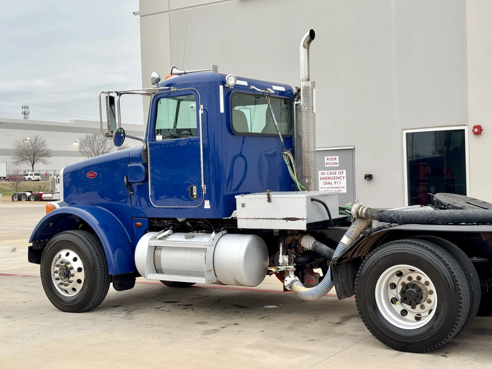 2014 Peterbilt 365 — photo 8