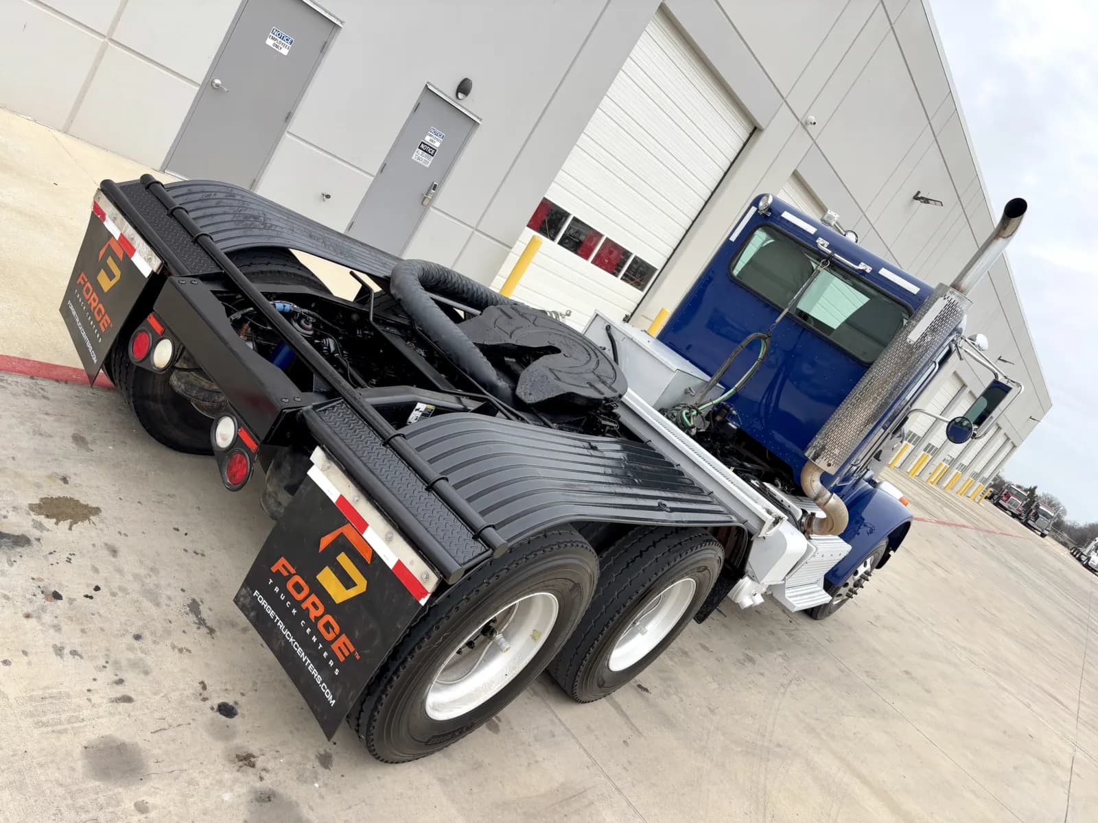 2014 Peterbilt 365 — photo 11