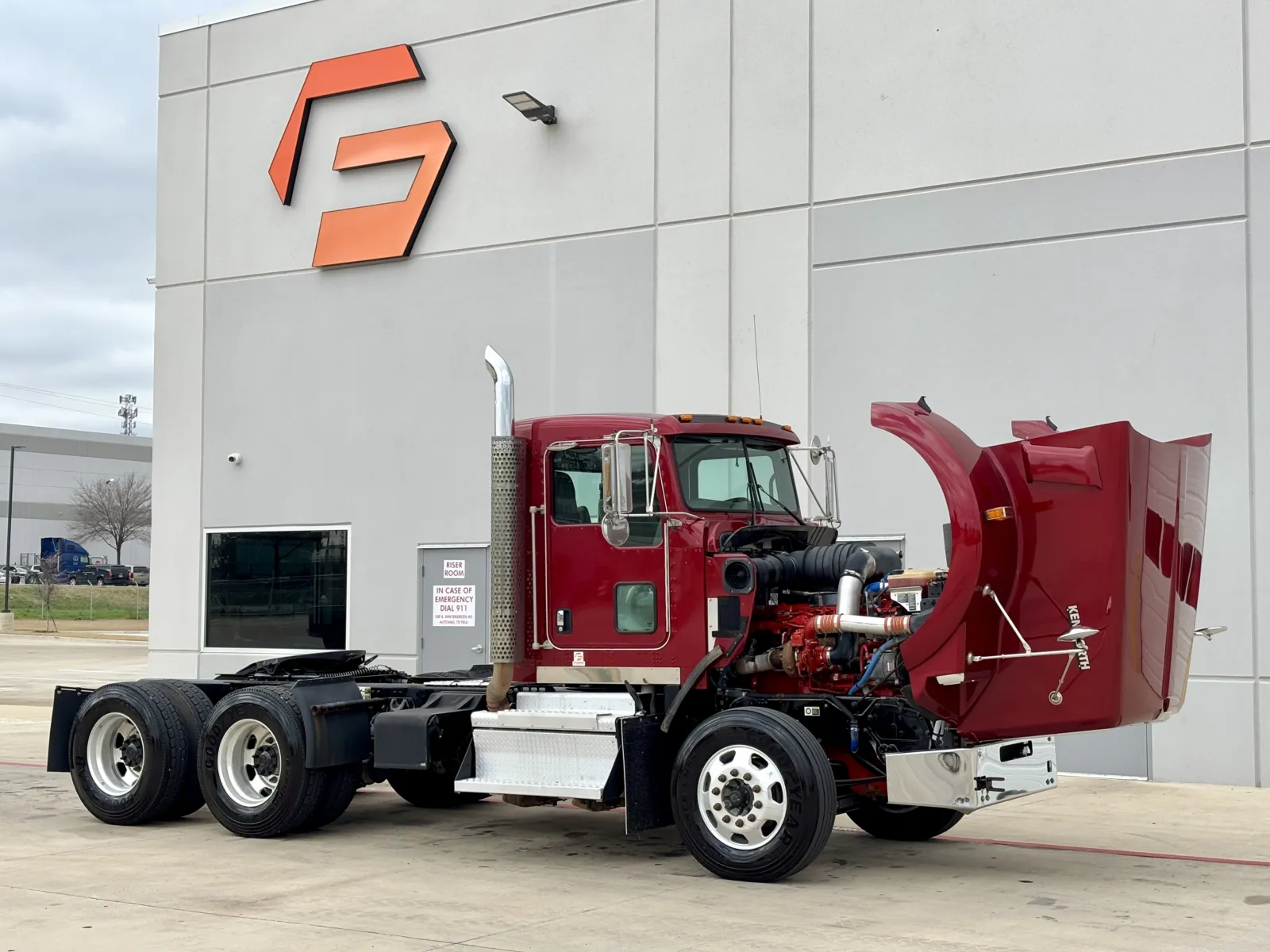 2020 Kenworth T800 — photo 9