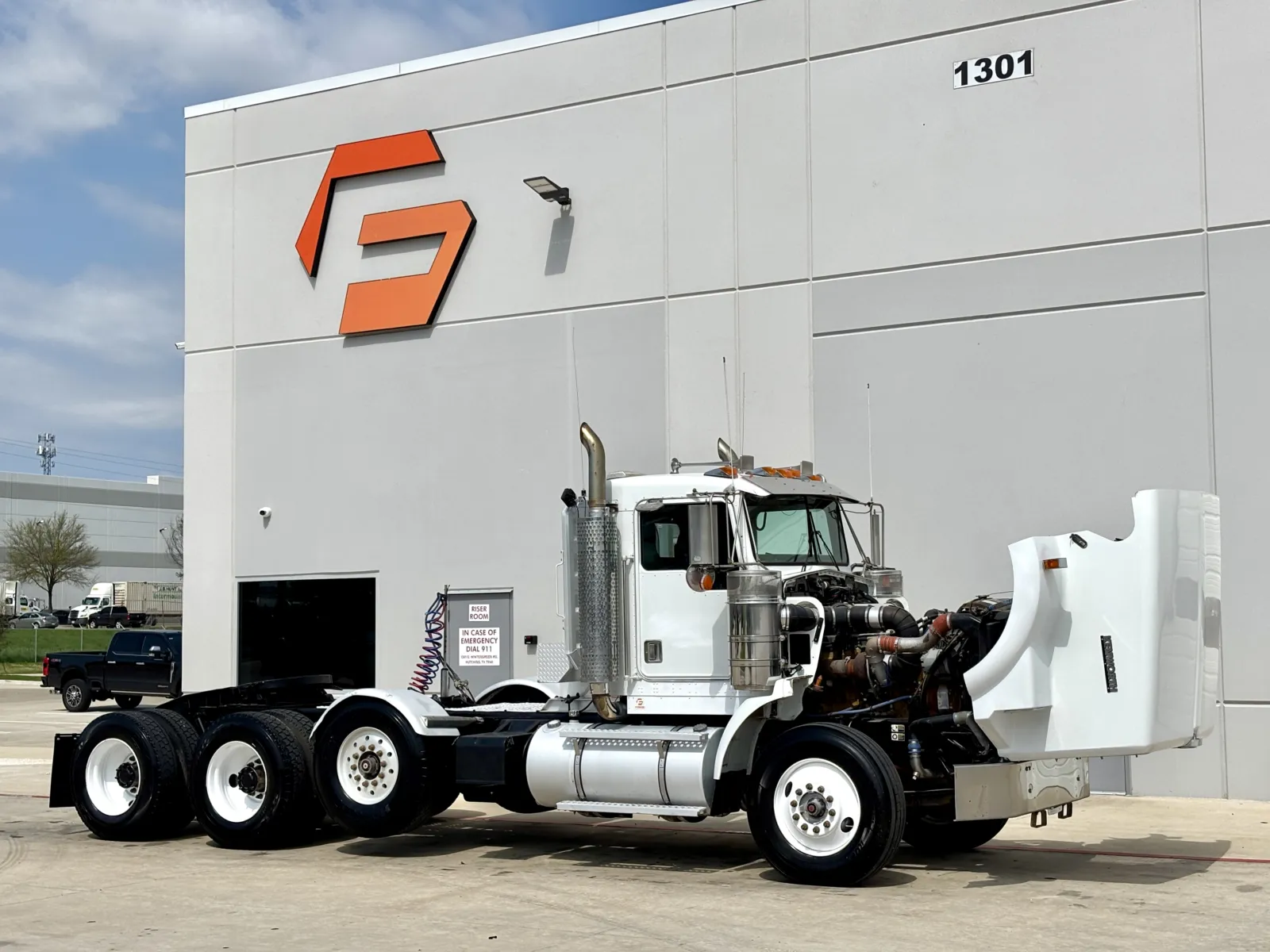 2001 Kenworth T800 — photo 9