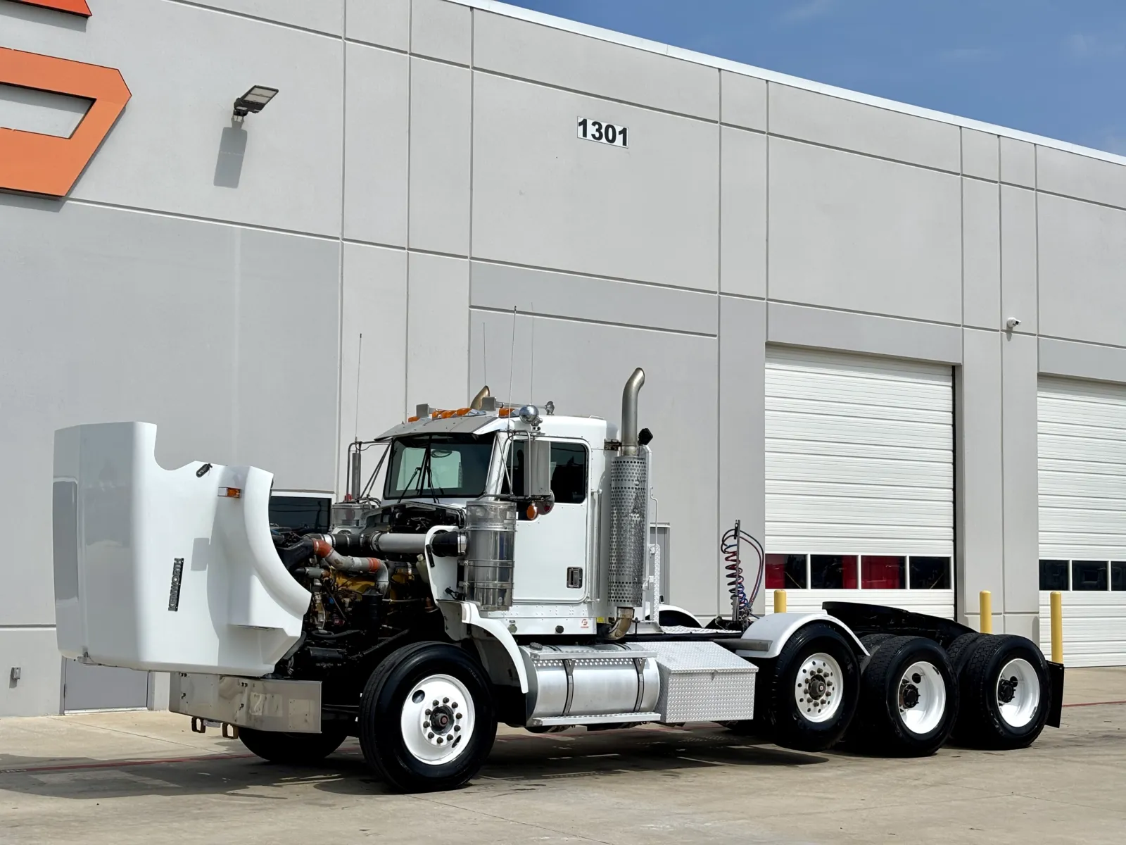 2001 Kenworth T800 — photo 10