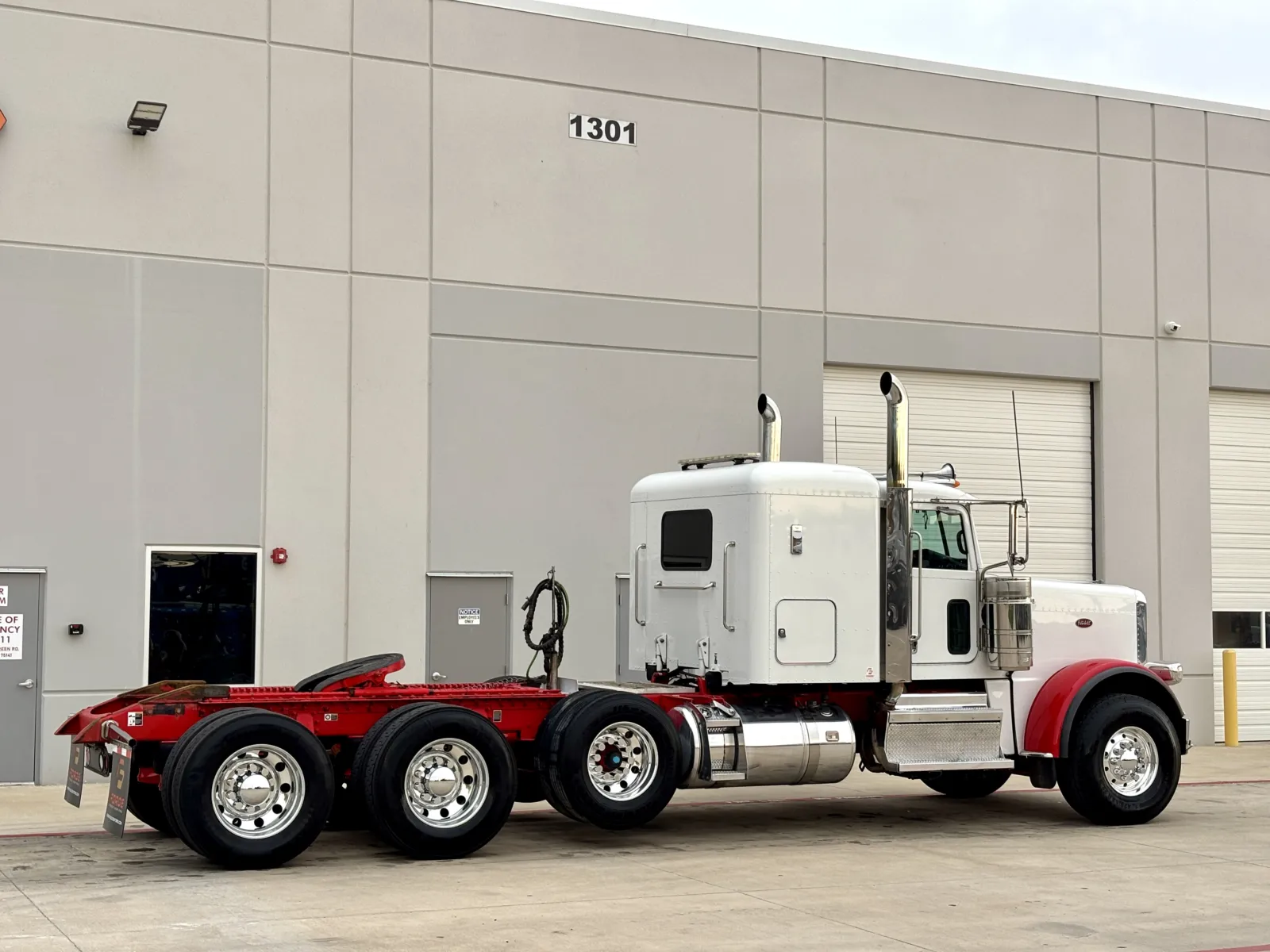2021 Peterbilt 389 — photo 5