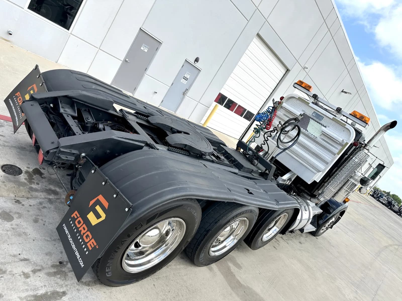 1998 Kenworth W900 — photo 11