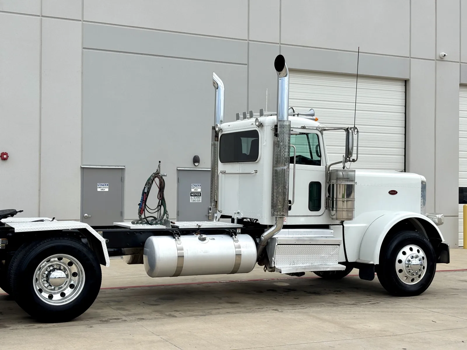 2020 Peterbilt 389 — photo 7
