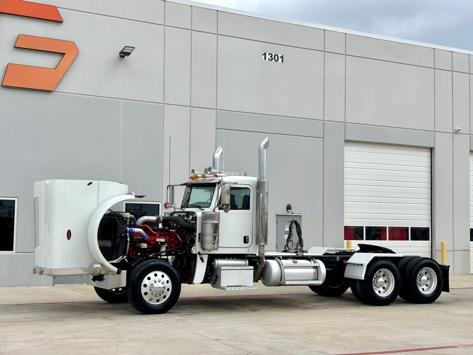 2020 Peterbilt 389 — photo 10