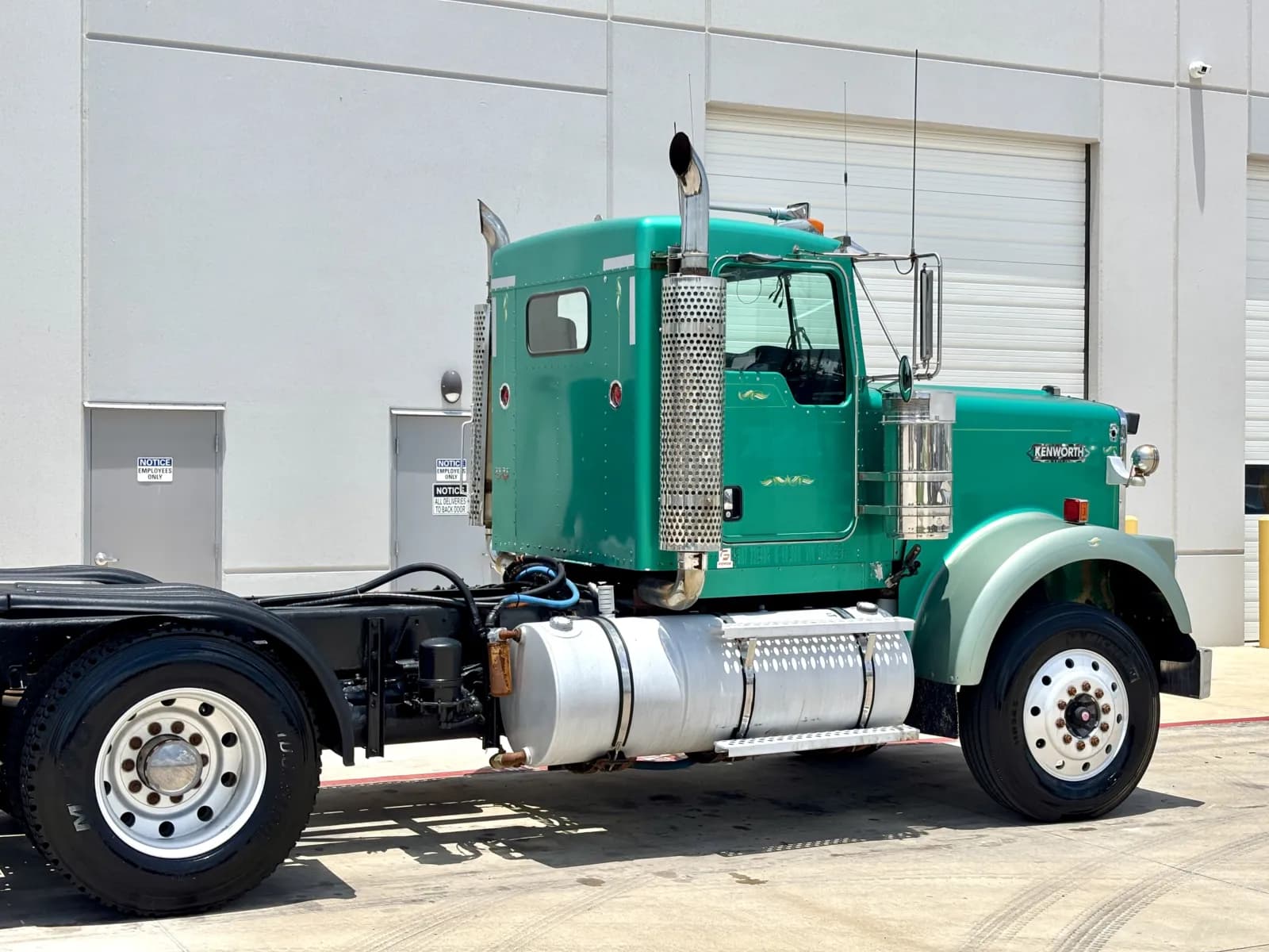 2003 Kenworth W900 — photo 7