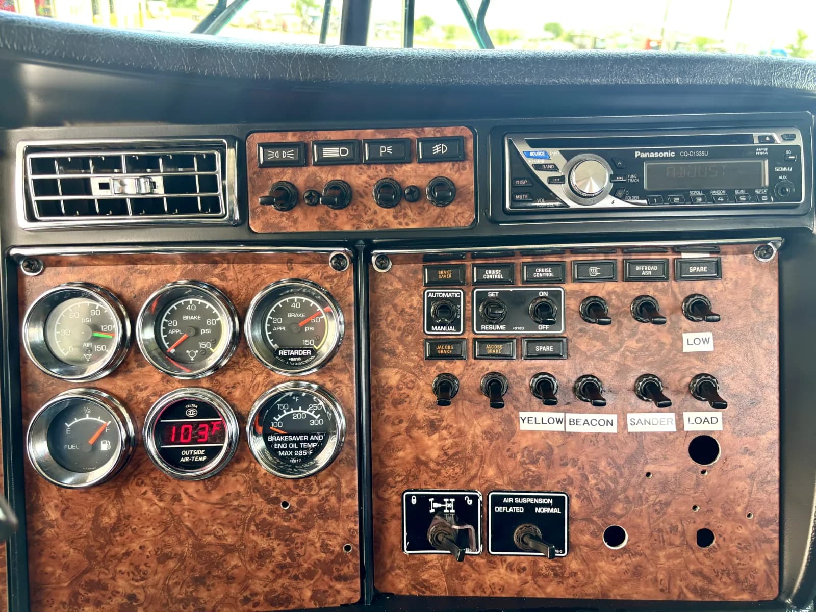 2003 Kenworth W900 — photo 18