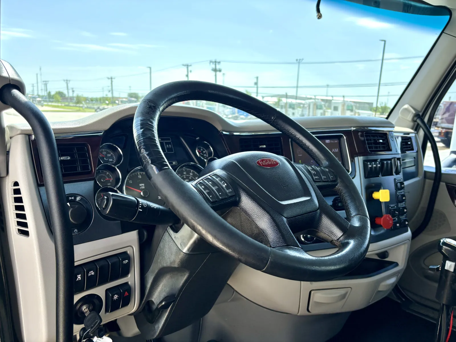 2019 Peterbilt 567 — photo 15